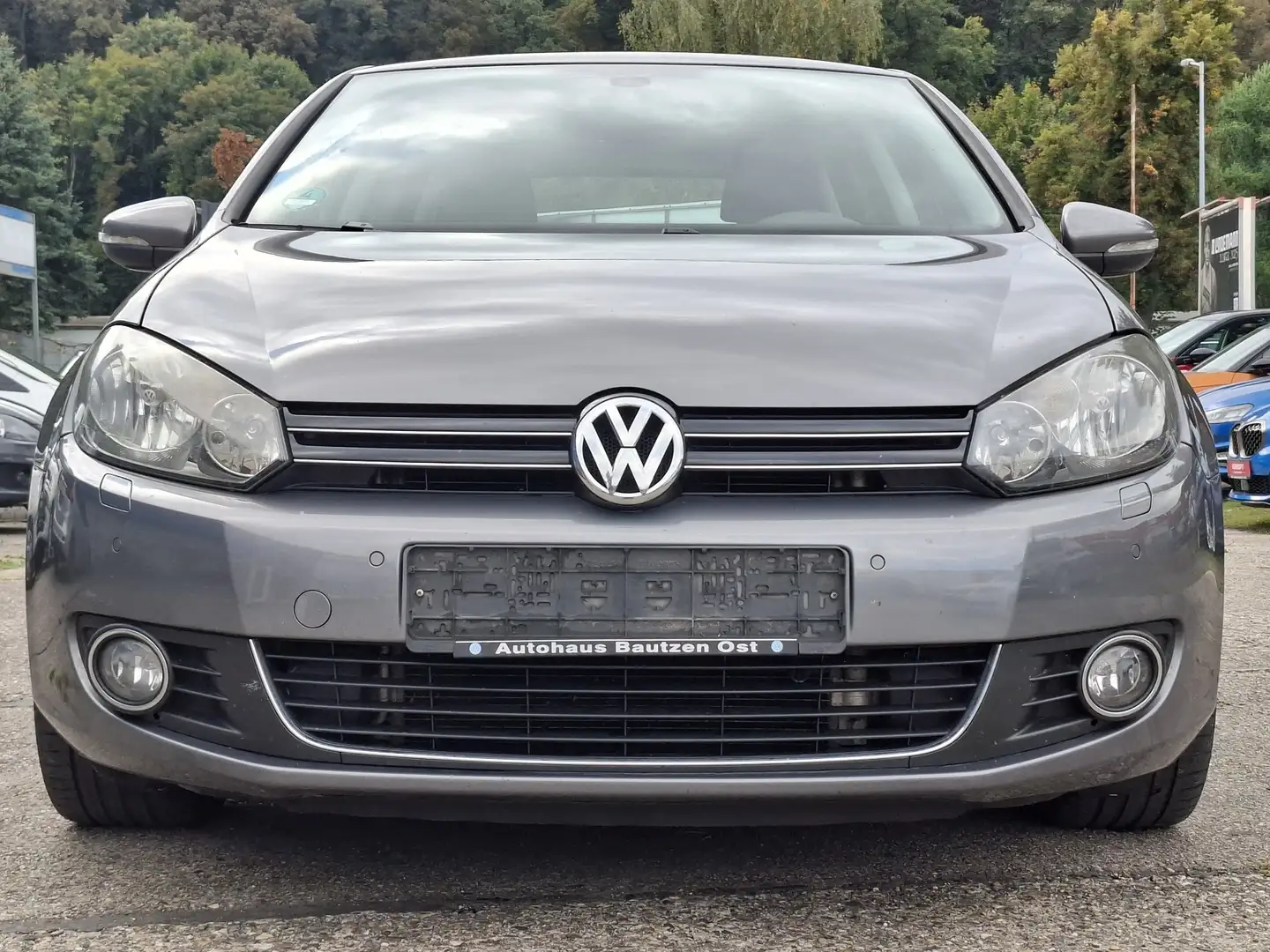 Volkswagen Golf Highline 2.0 TDI / Automatik / TÜV 11.2026 Grau - 2