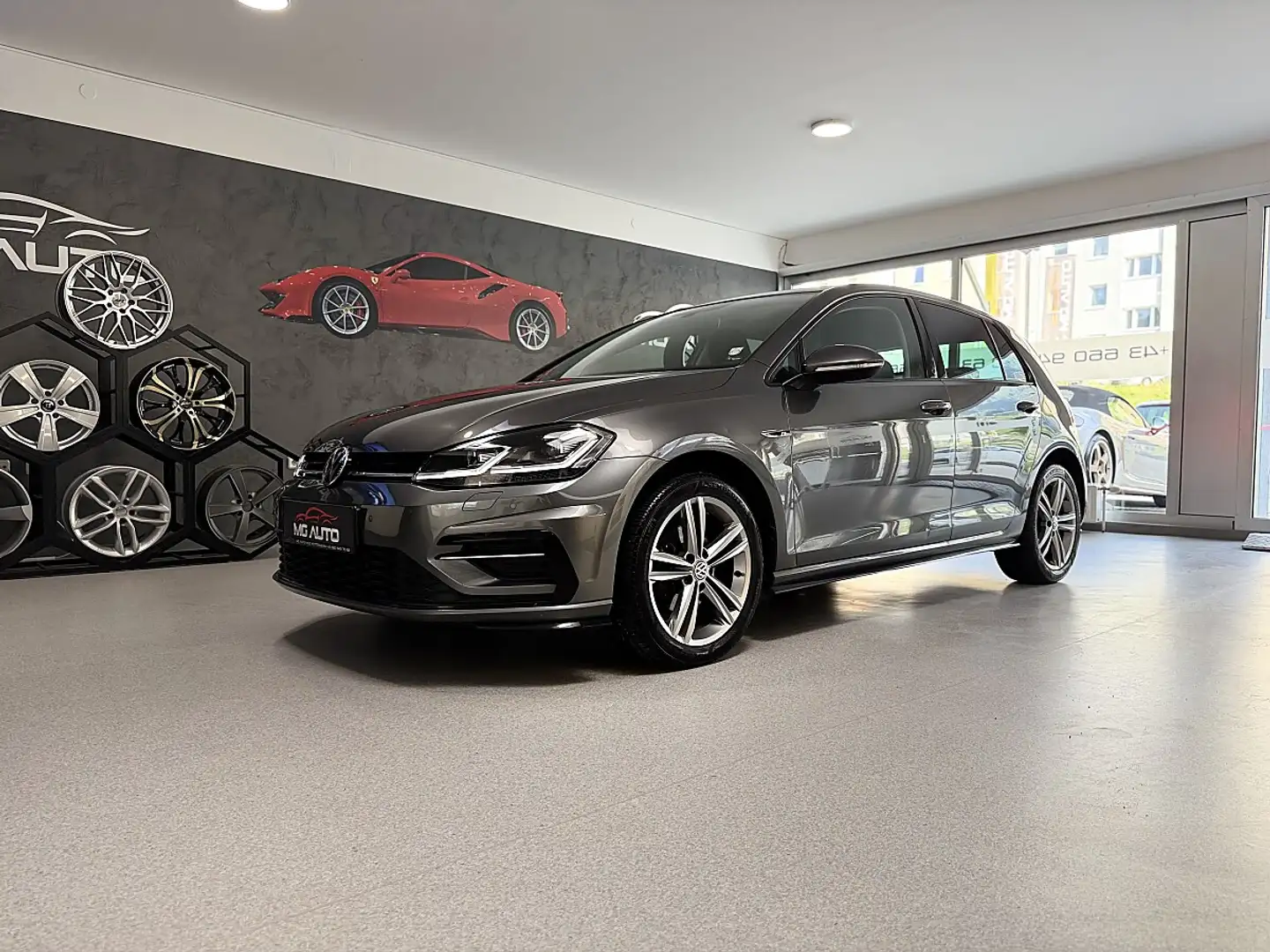Volkswagen Golf R -LINE DSG Grau - 1