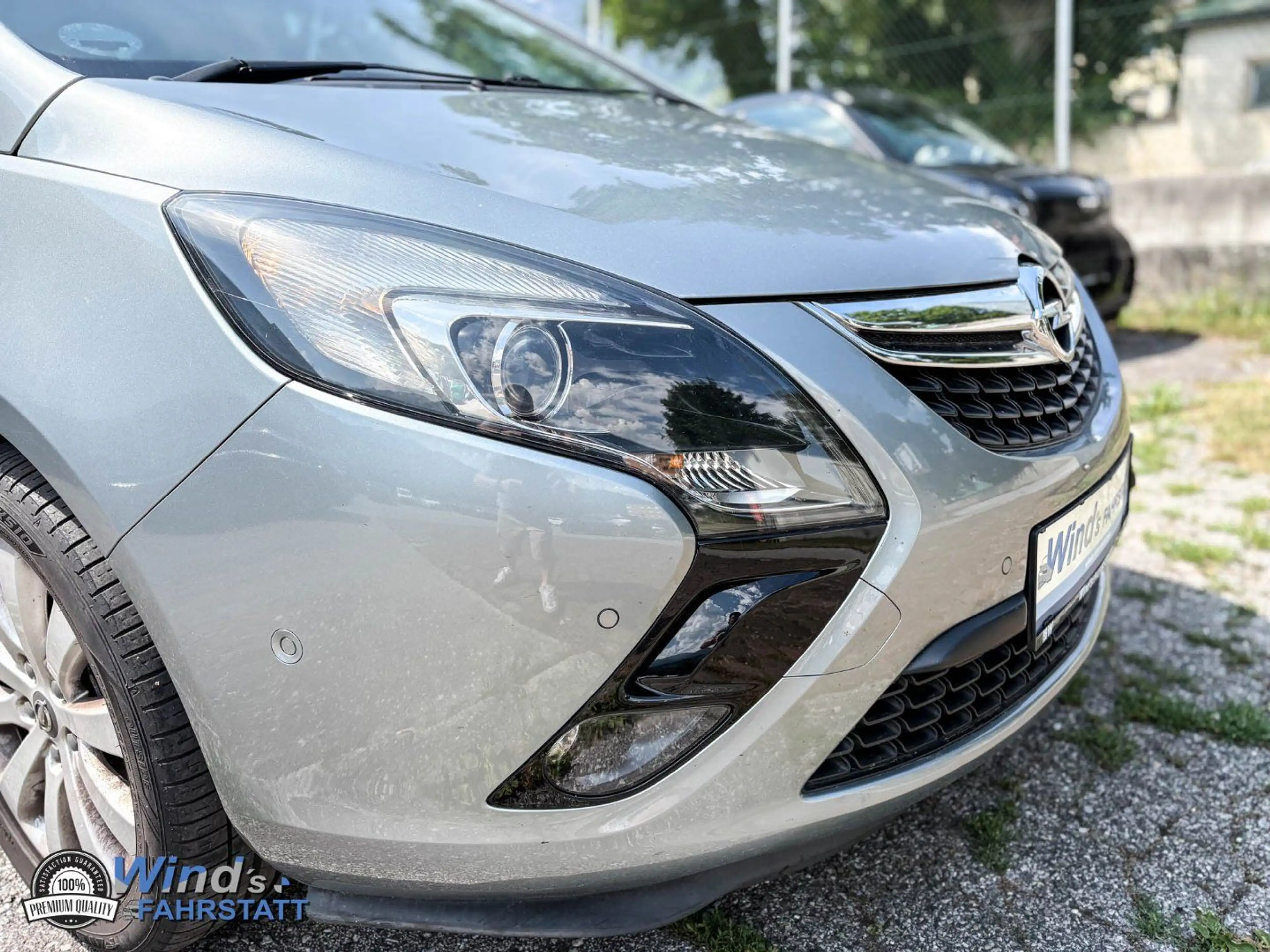 Opel Zafira Tourer 2.0 CDTI Cosmo — photo 4