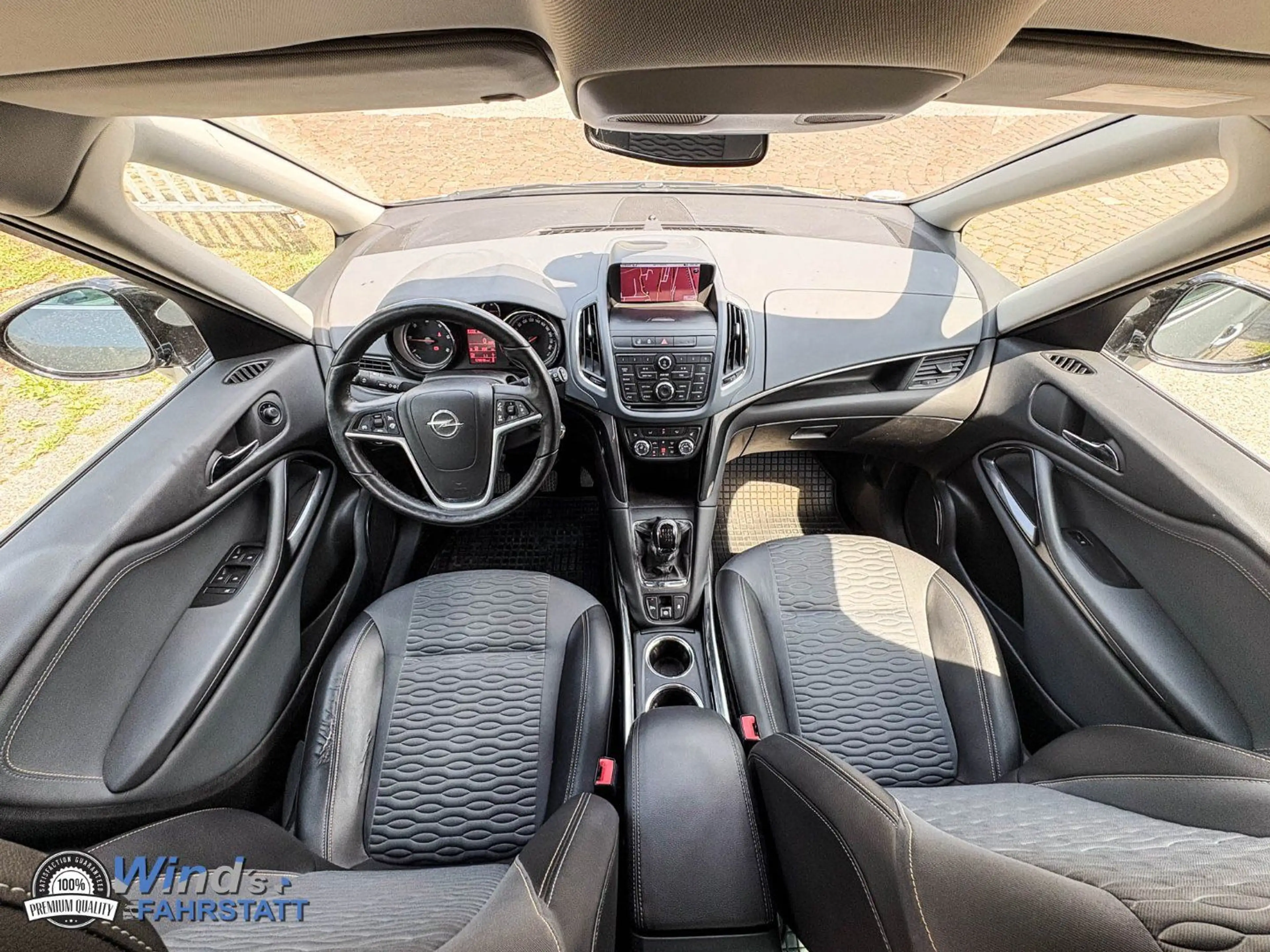 Opel Zafira Tourer 2.0 CDTI Cosmo — photo 11
