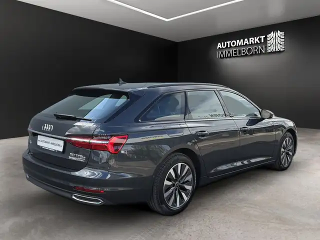 Audi A6 view 8