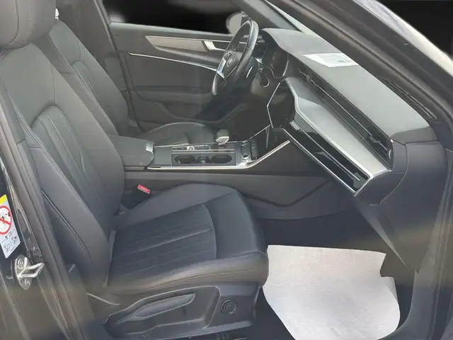 Audi A6 view 14