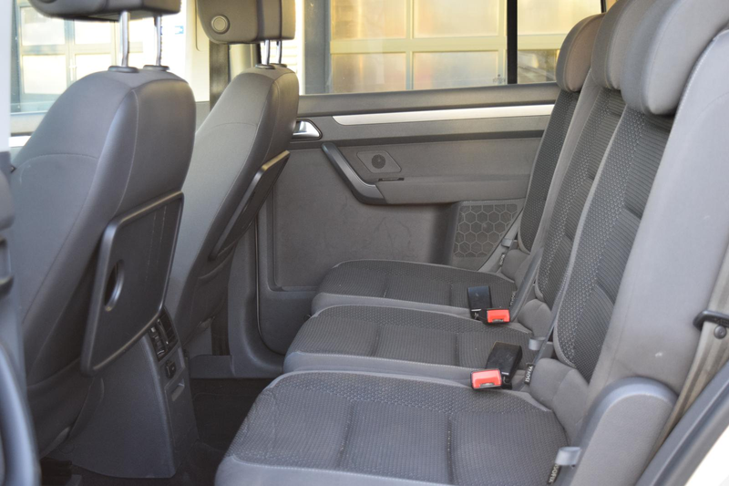 Volkswagen Touran Comfortline 2.0 TDI*7-SITZER* — photo 11