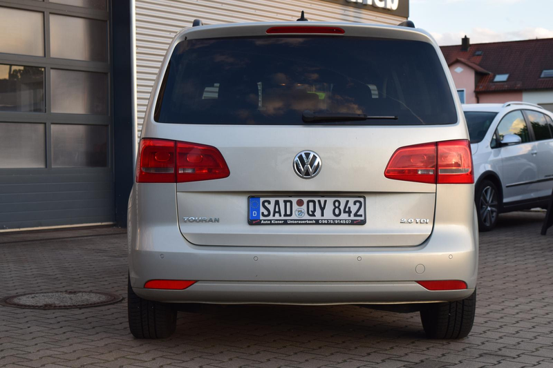 Volkswagen Touran Comfortline 2.0 TDI*7-SITZER* — photo 5