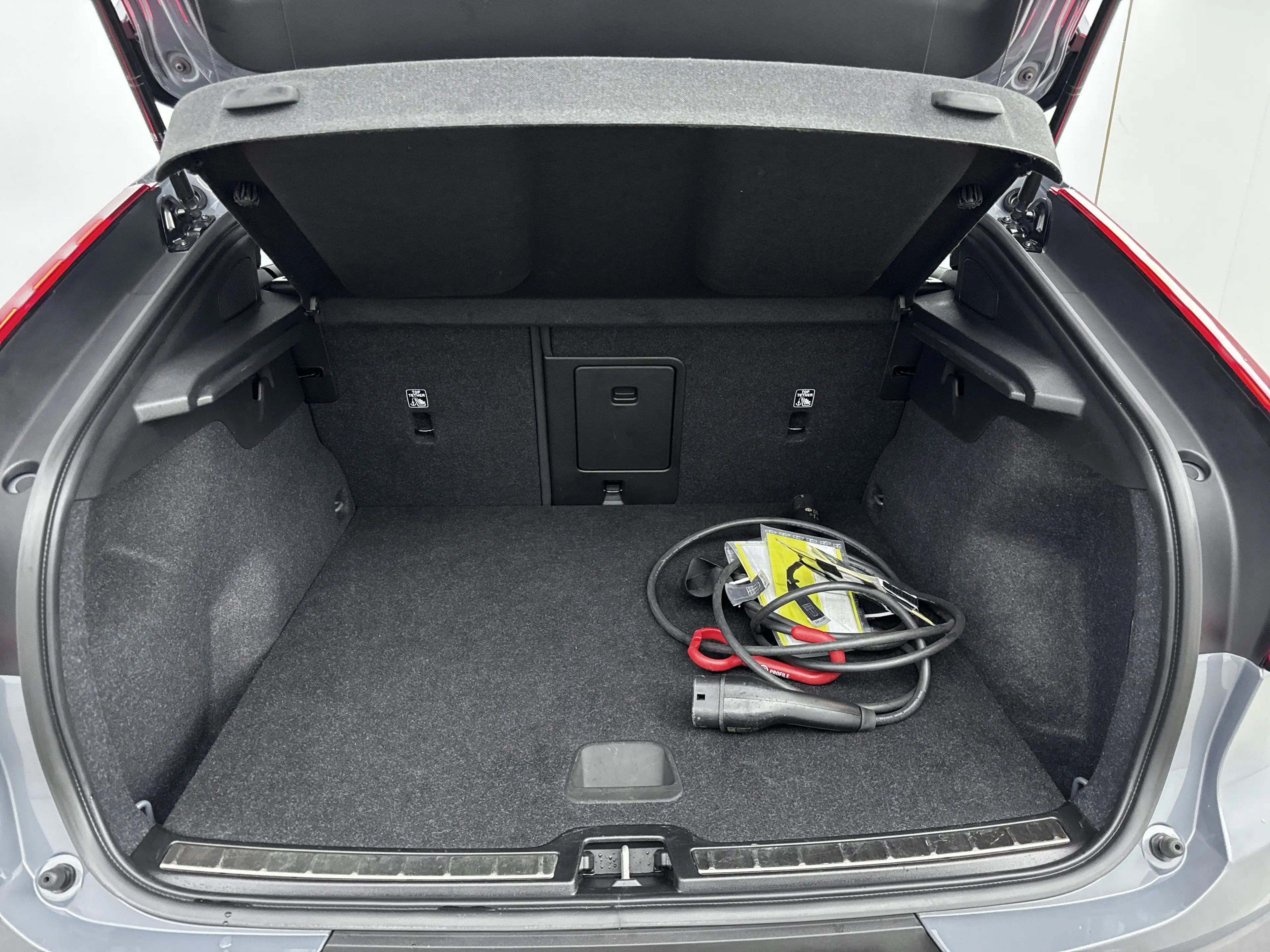Volvo C40 Single Motor Core 69 kWh | Camera | Panoramadak | — photo 23