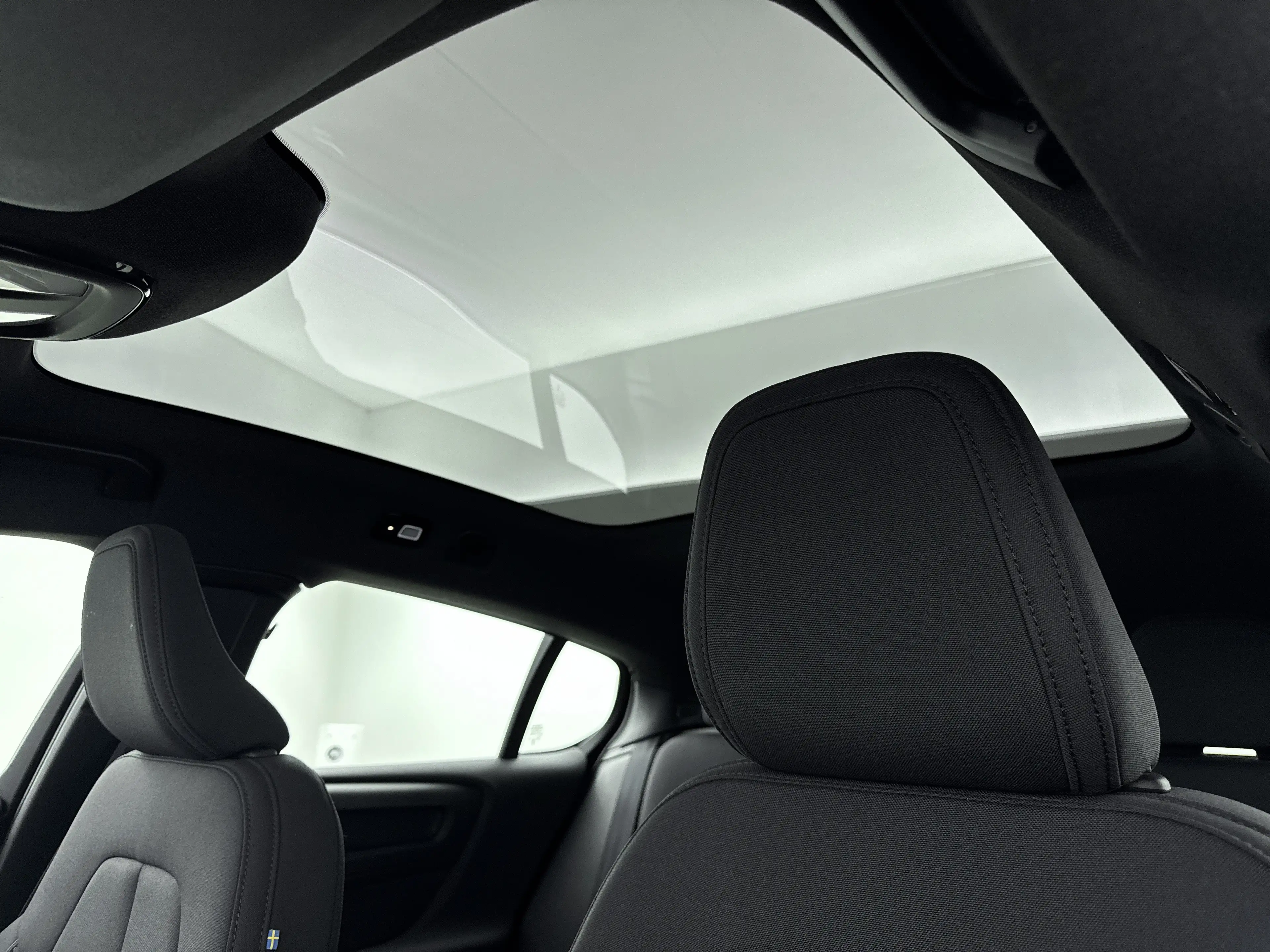Volvo C40 Single Motor Core 69 kWh | Camera | Panoramadak | — photo 9
