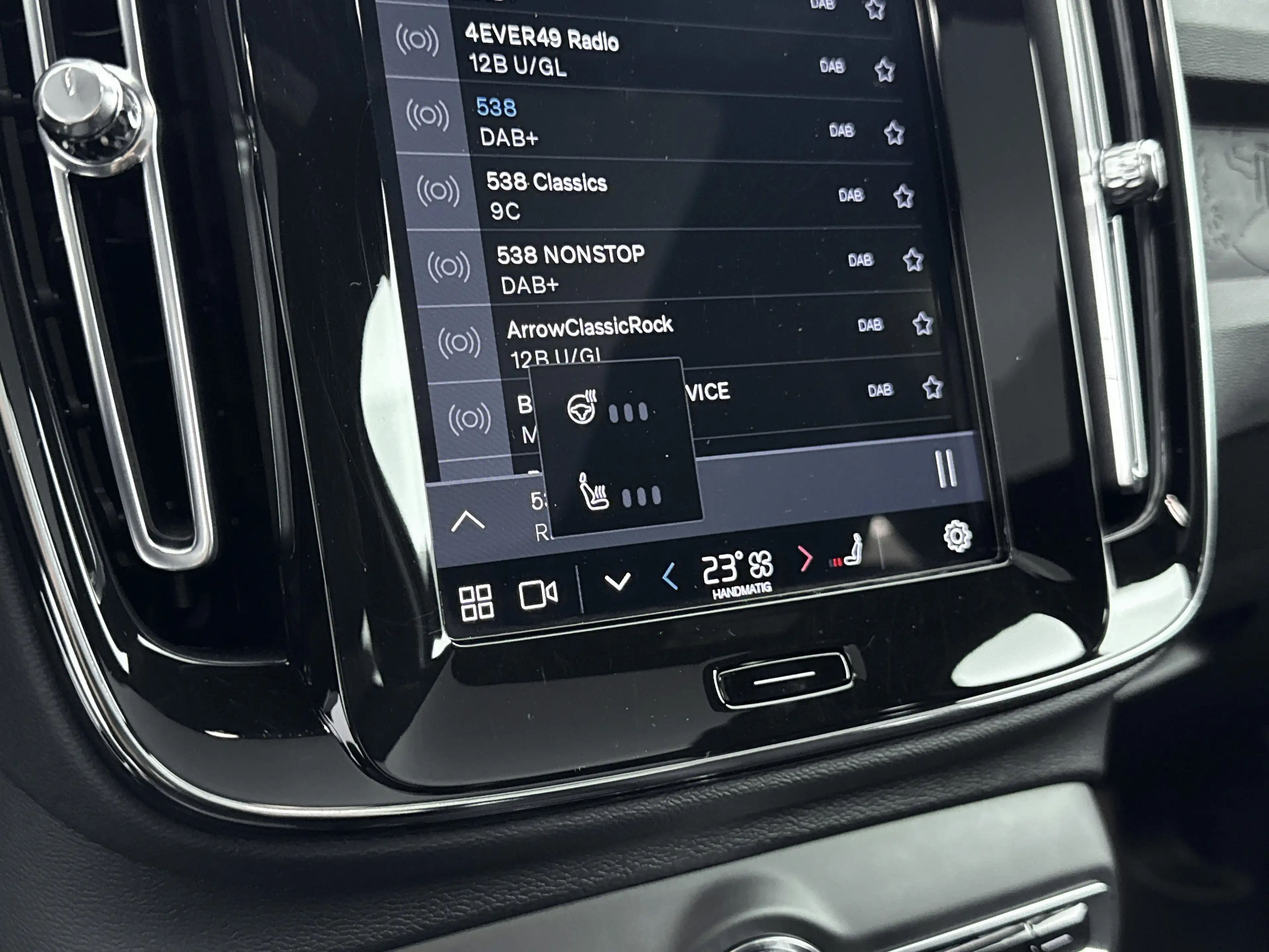 Volvo C40 Single Motor Core 69 kWh | Camera | Panoramadak | — photo 19