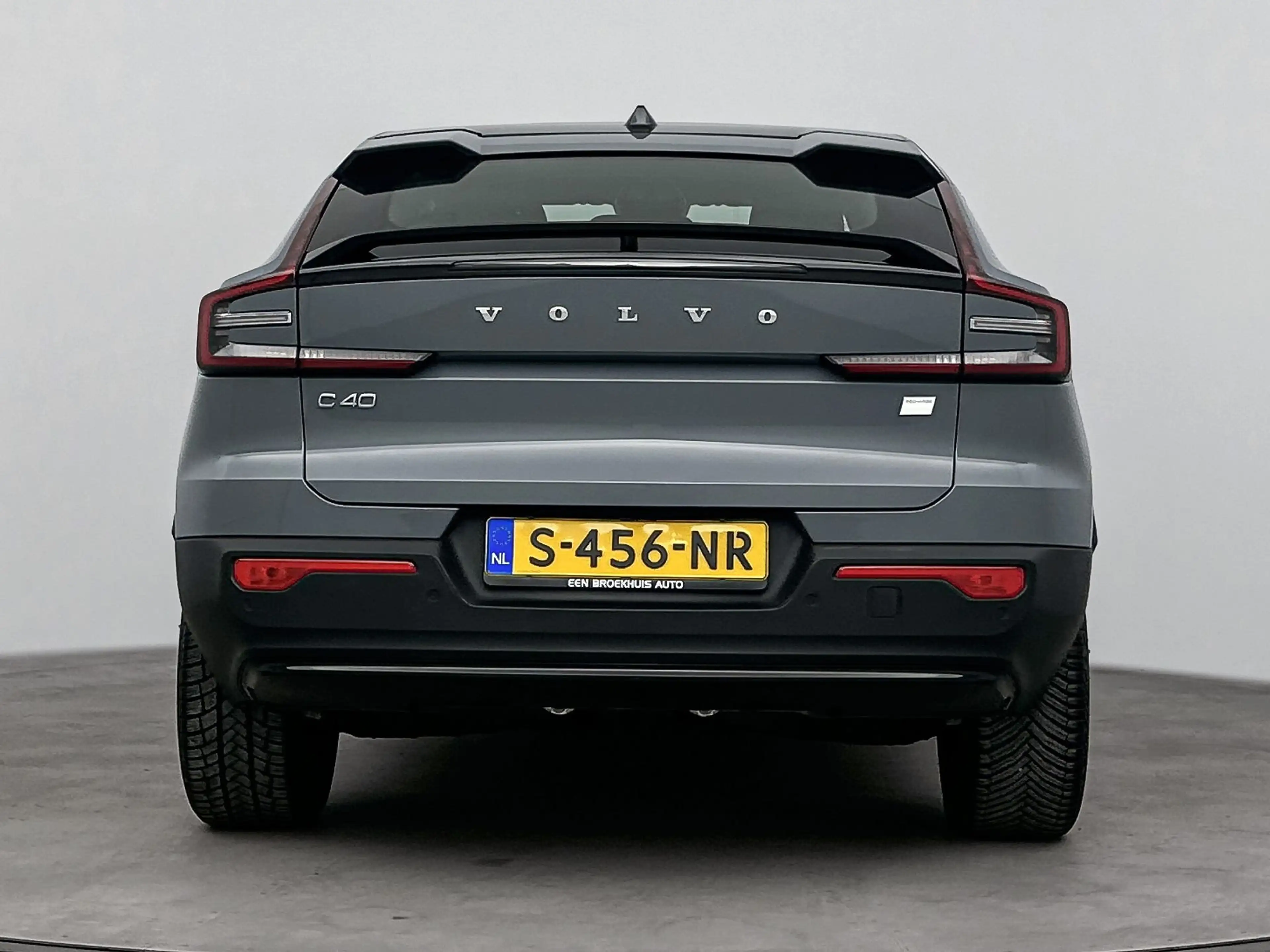 Volvo C40 Single Motor Core 69 kWh | Camera | Panoramadak | — photo 5