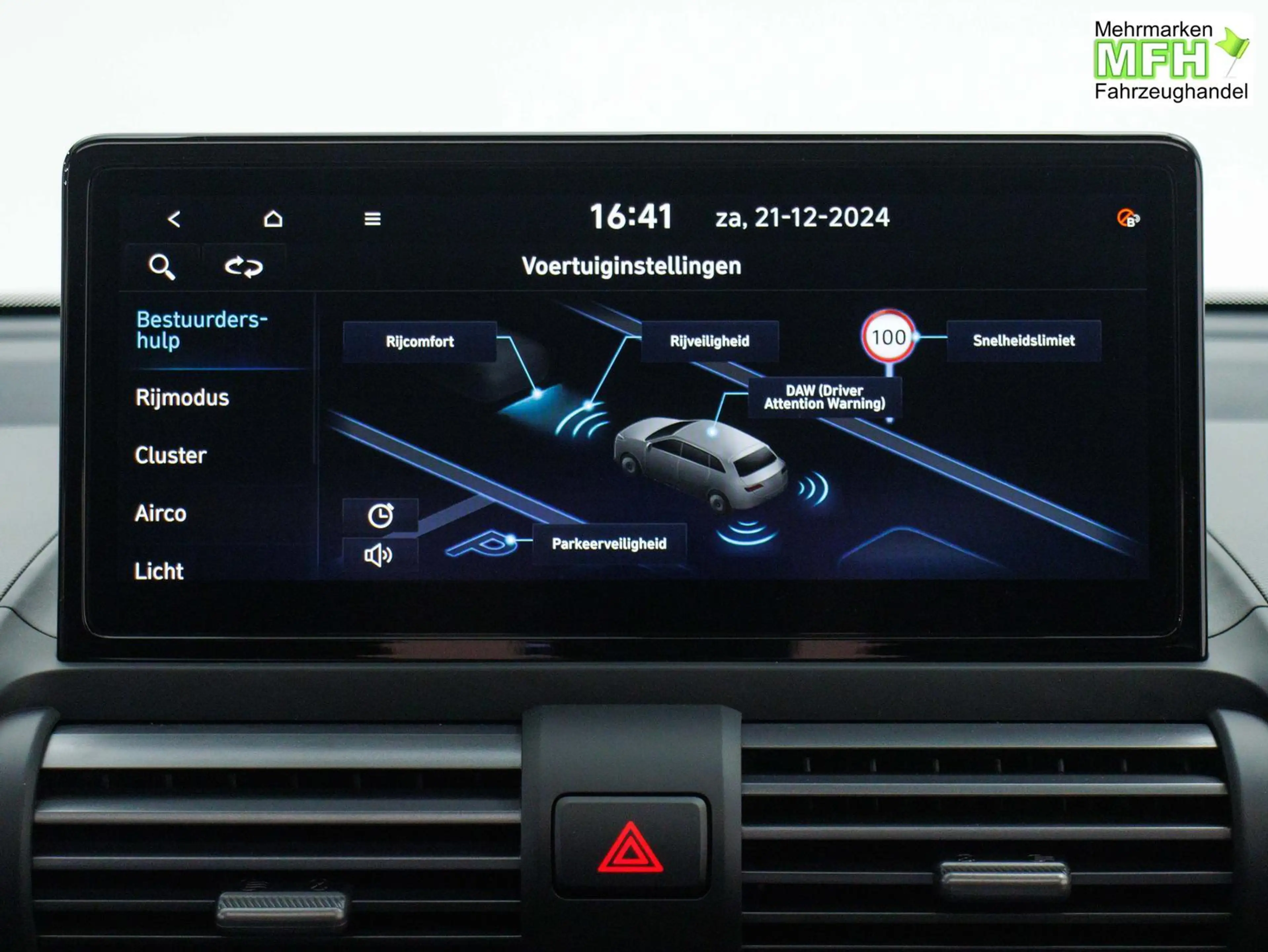 Hyundai Inster Evolve 49 kWh ACC / PDC V&H + 360 Kamera Keyles... — photo 13