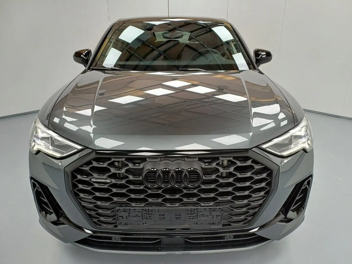 Audi Q3 SPORTBACK S-LINE 40 TFSI QUATTRO S-TRONIC 190 CV Grigio - 2