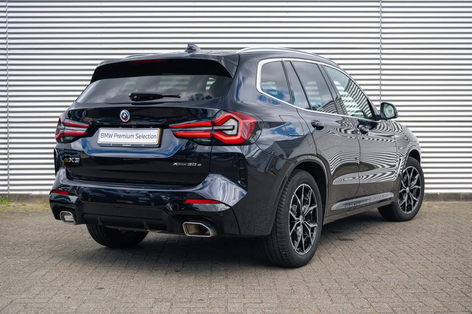 BMW X3 xDrive30e High Executive M Sport Automaat / Trekha Zwart - 2