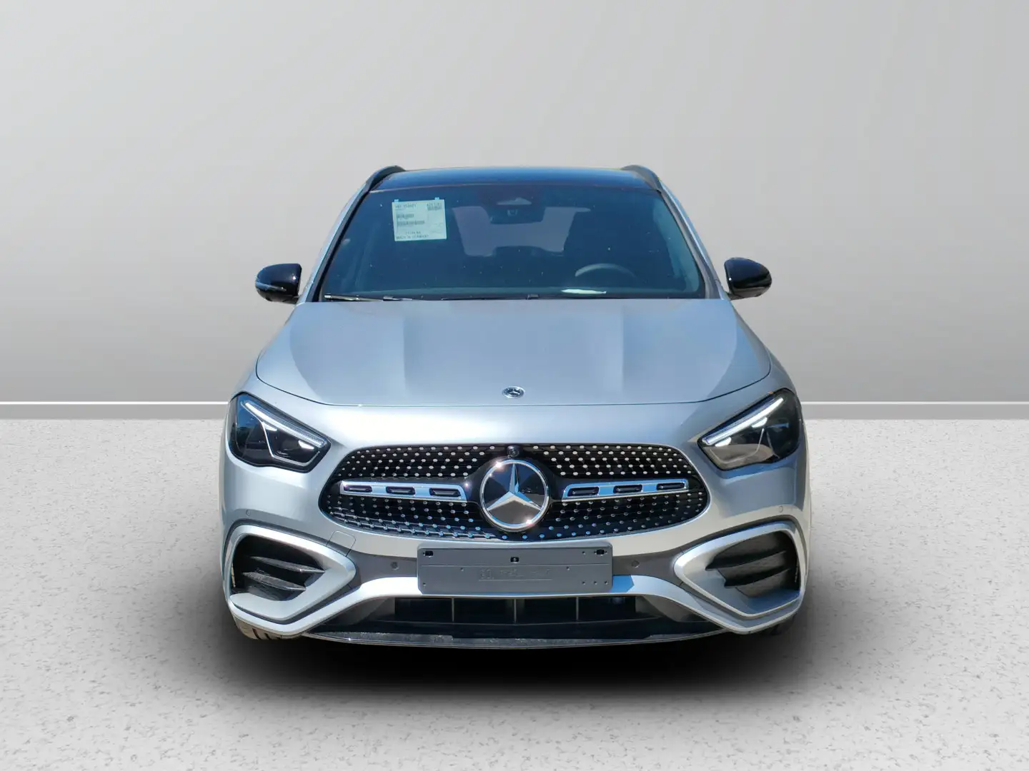 Mercedes-Benz GLA 200 d automatic Argintiu - 2