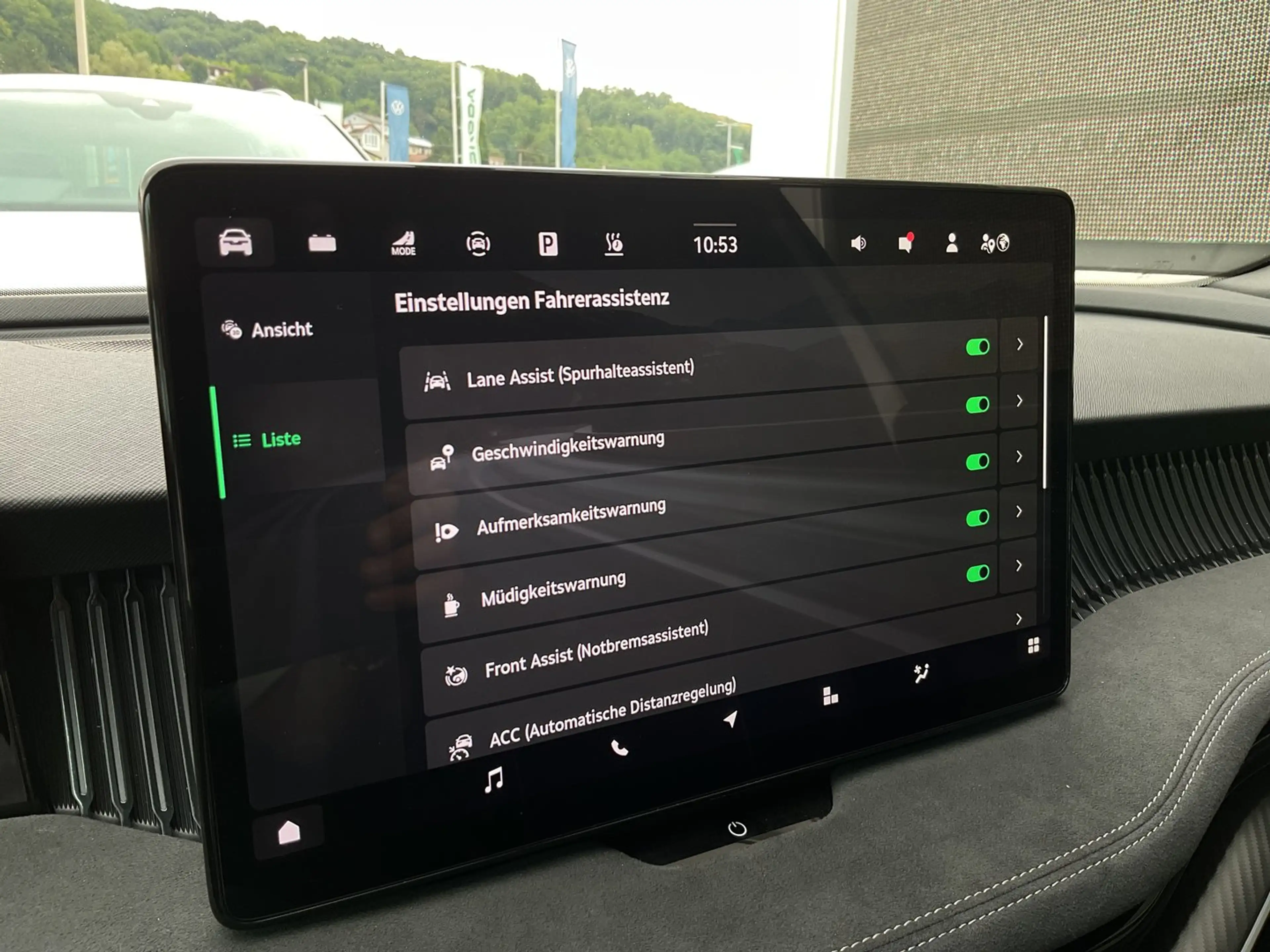 Skoda Superb Sportline iV TSI DSG — photo 26