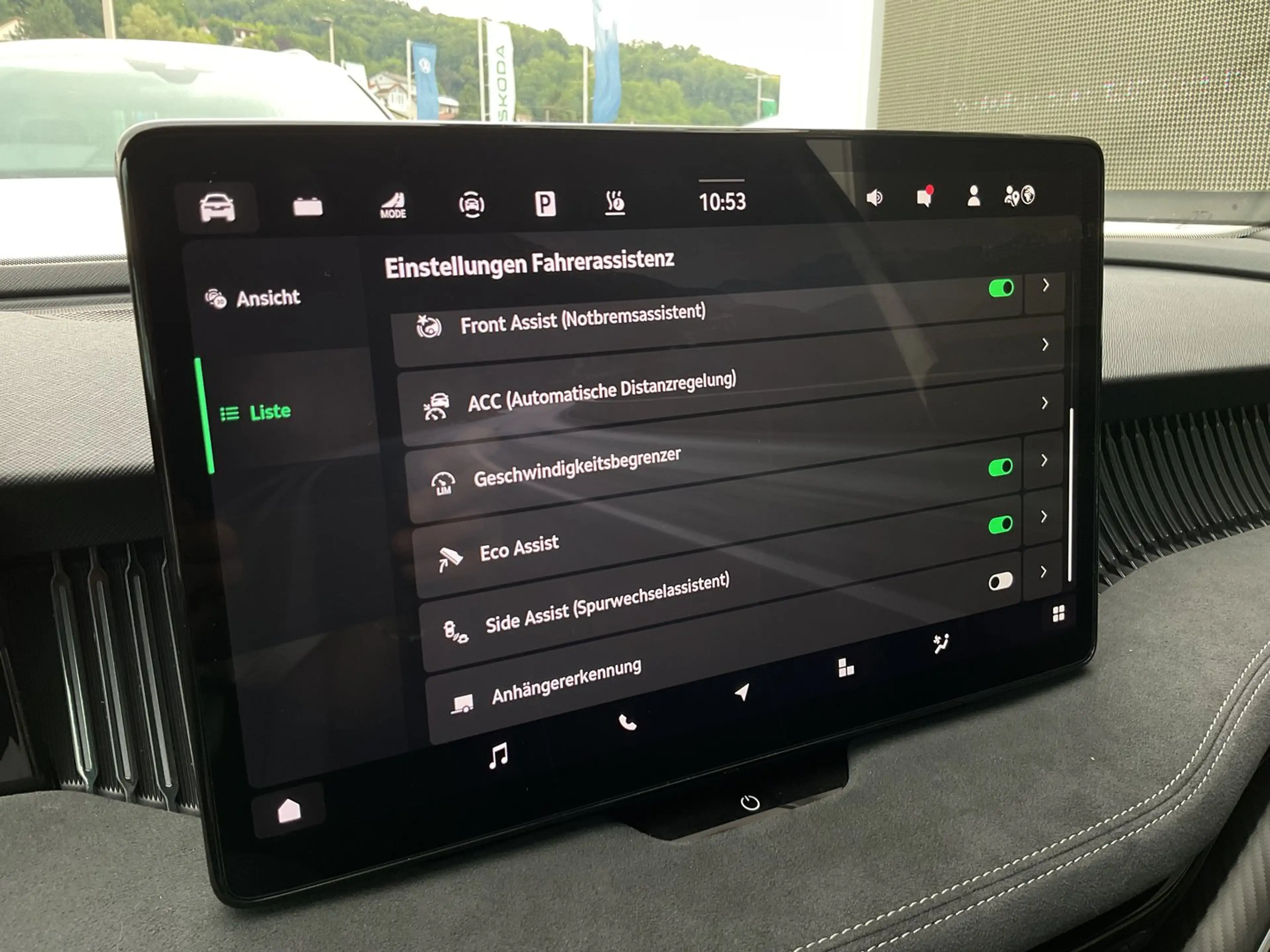 Skoda Superb Sportline iV TSI DSG — photo 25