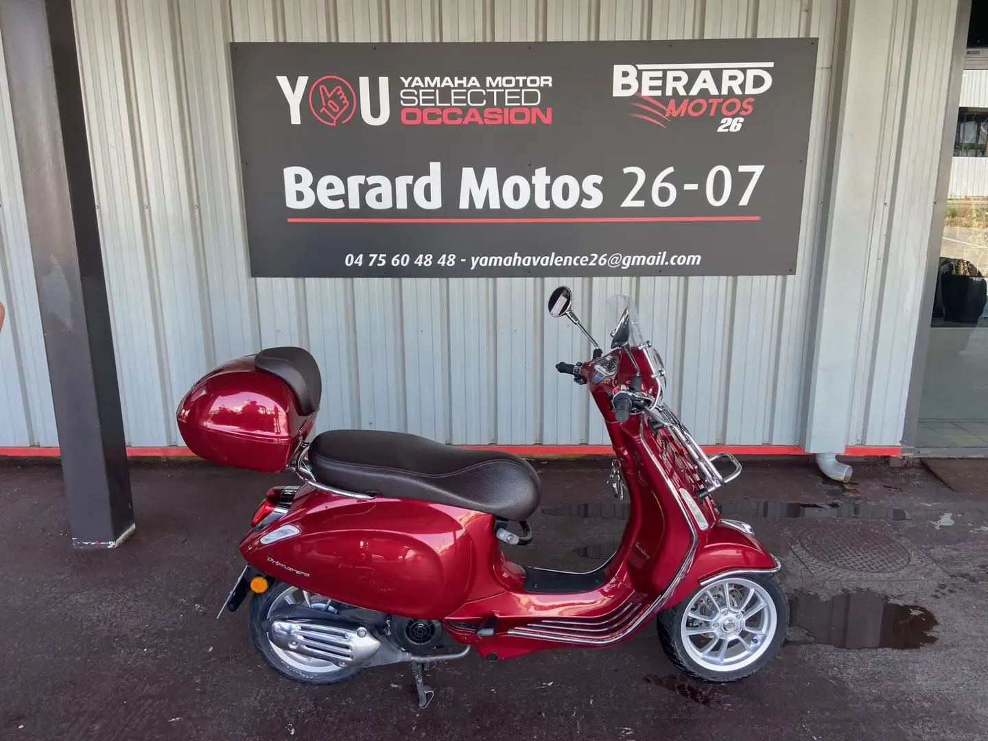Vespa Primavera 125 Rouge - 1