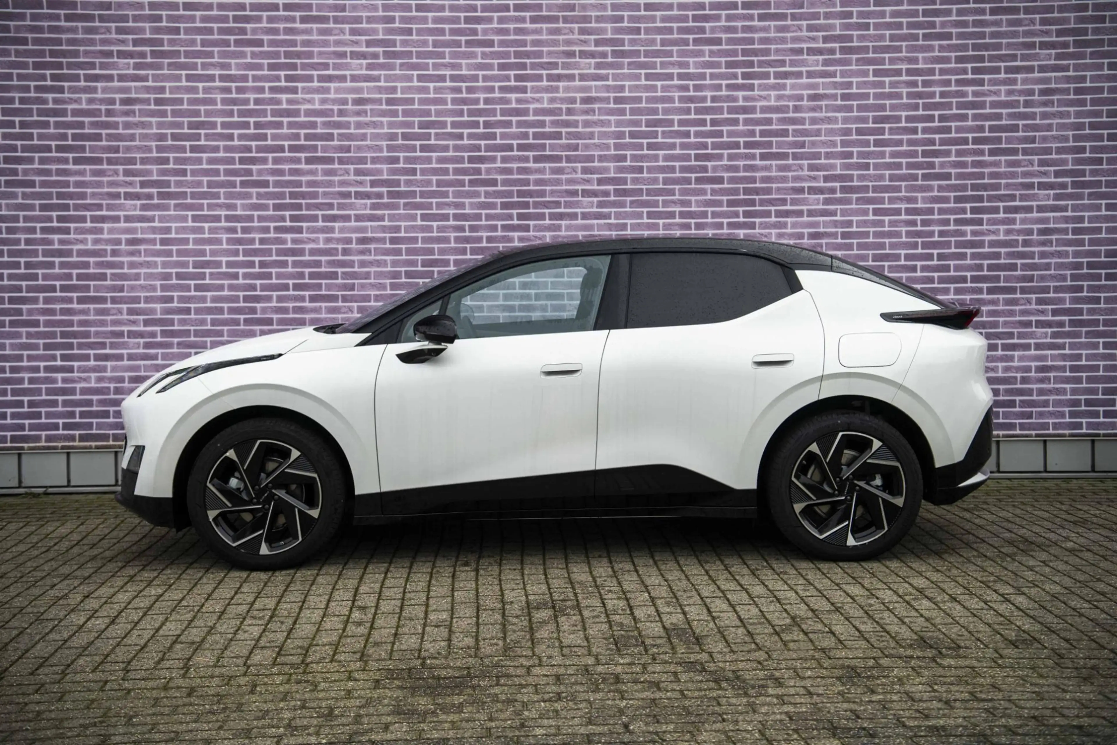Lynk & Co 02 More 66 kWh | 445 km elektrisch bereik | Adaptive — photo 4