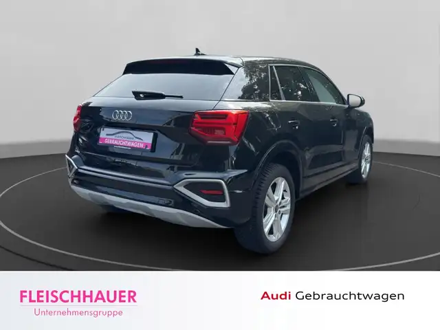 Audi Q2 view 7
