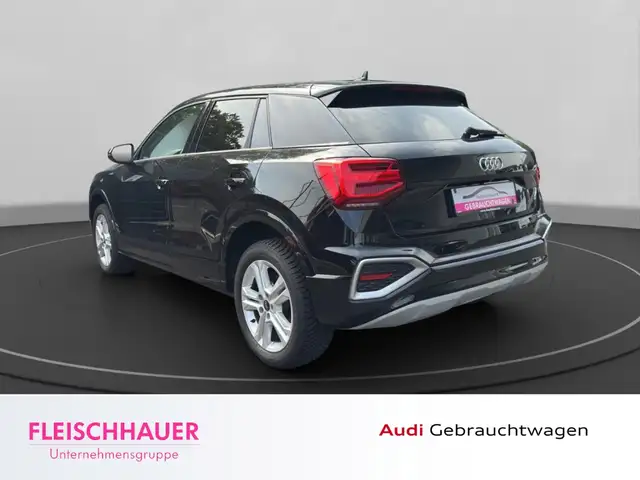 Audi Q2 view 5
