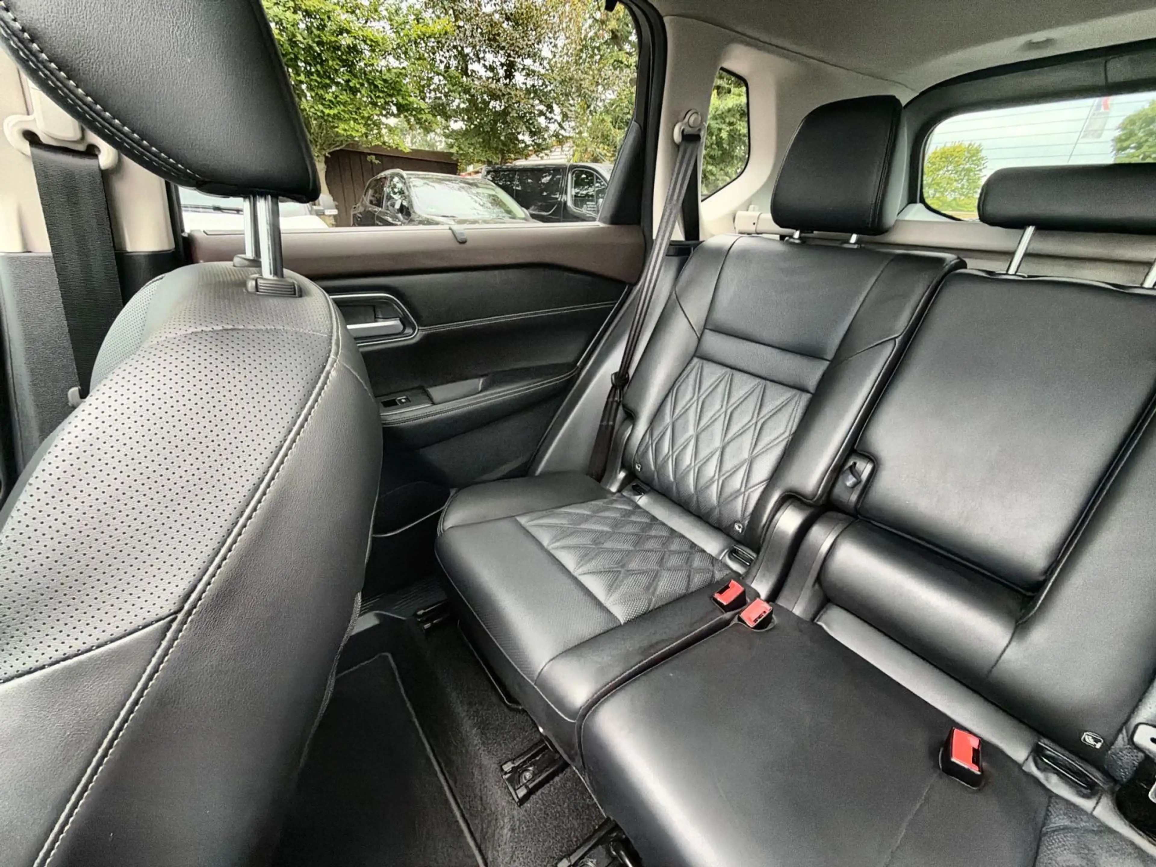 Nissan X-Trail 1.5 VC-T e-4orce Tekna+ *HeadUp*Leder* — photo 12
