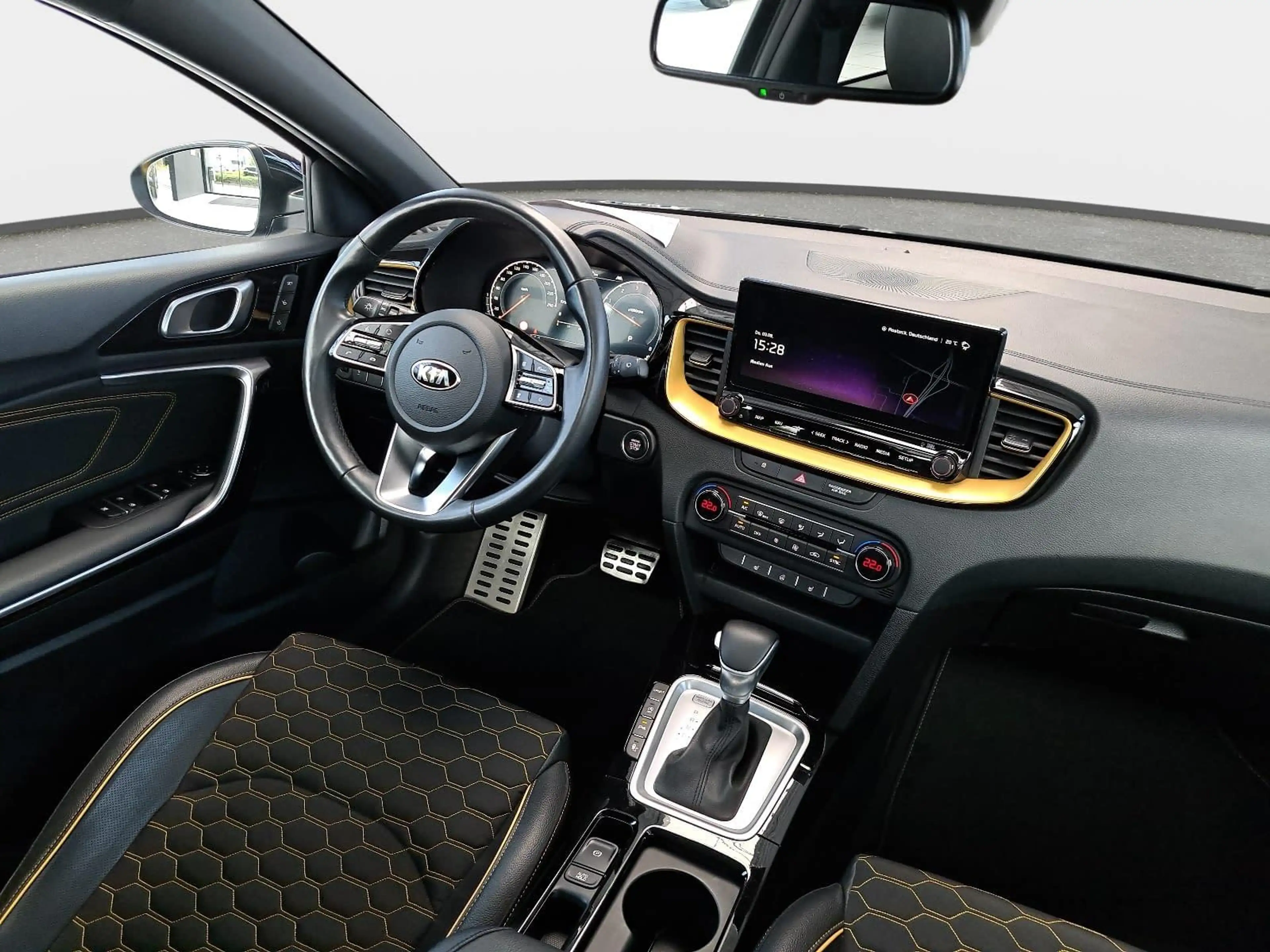 Kia XCeed XCEED 1.6 T-GDI DCT XDITION LED NAVI PANO GJR — photo 9