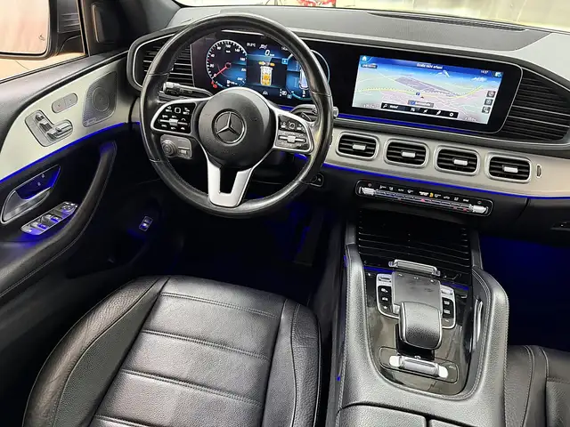 Mercedes-Benz GLE view 2