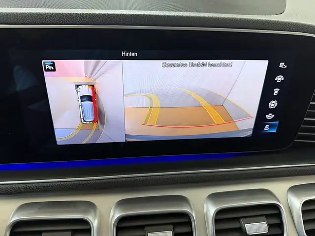 Mercedes-Benz GLE view 11