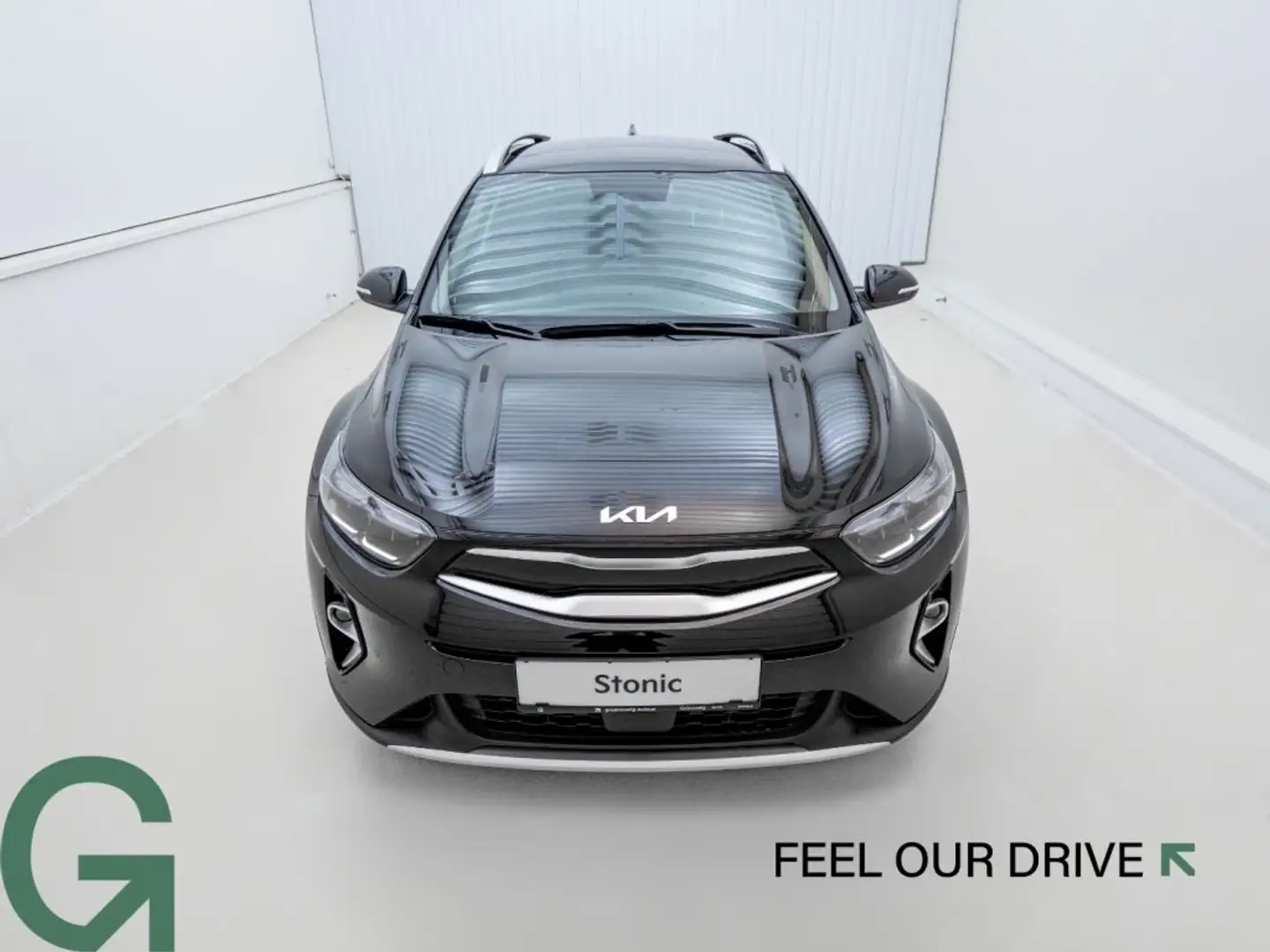 Kia Stonic /GOLD/UVO/1.0 TGDI/MT6/100 Schwarz - 2