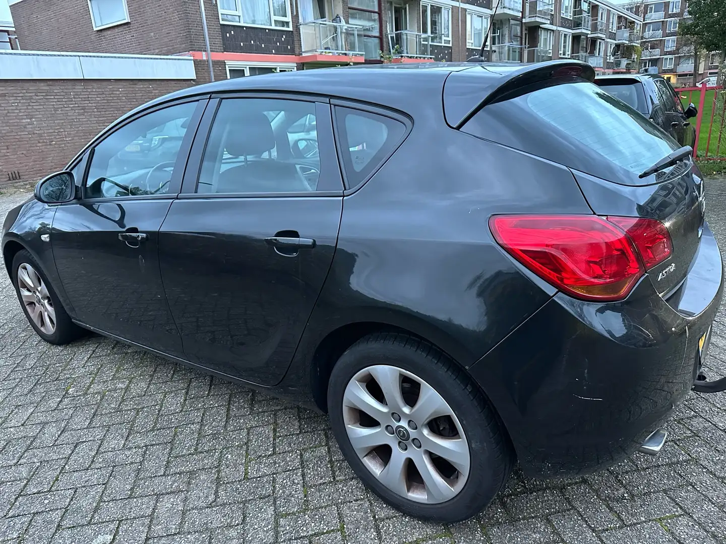 Opel Astra 1.4 Turbo Edition Zwart - 2