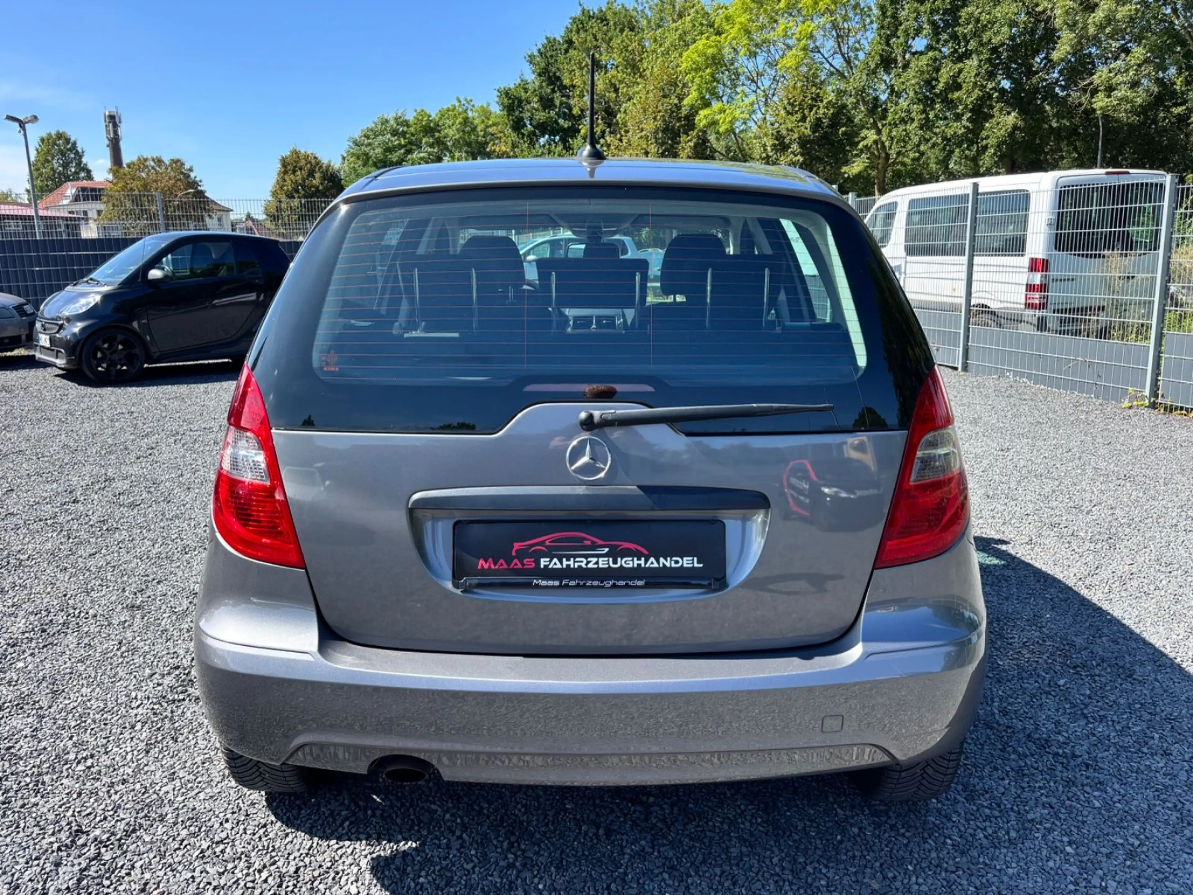 Mercedes-Benz A 180 *Automatik*Navigation* — photo 5