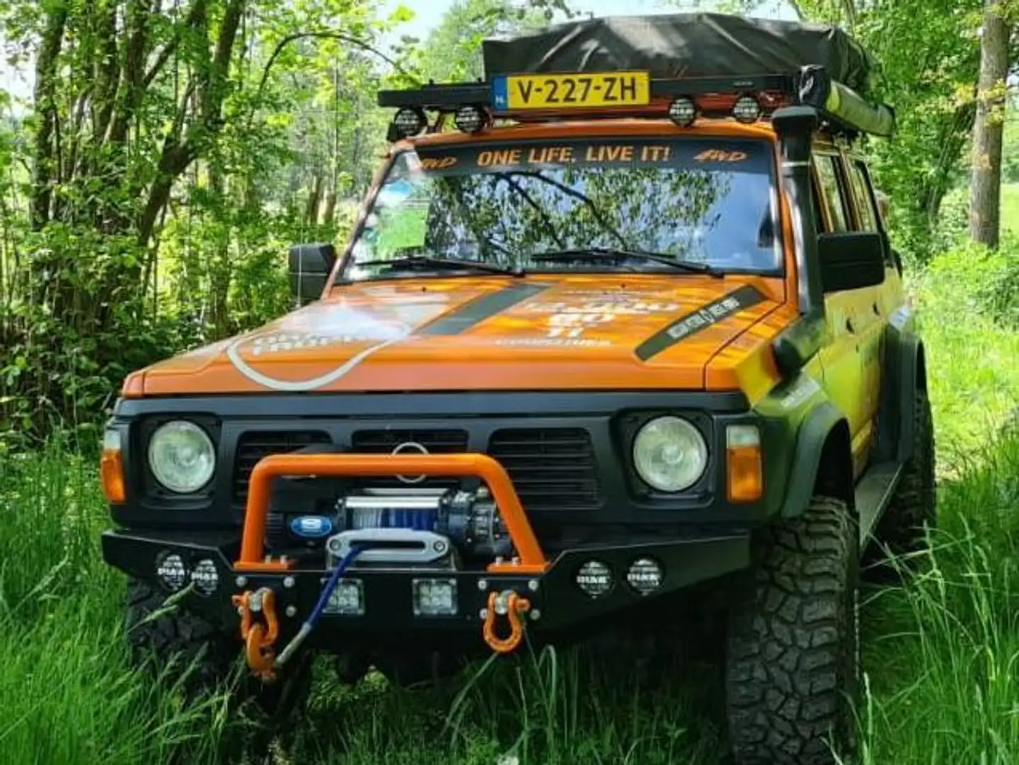 Nissan Patrol 4x4 off-road camper Oranje - 1