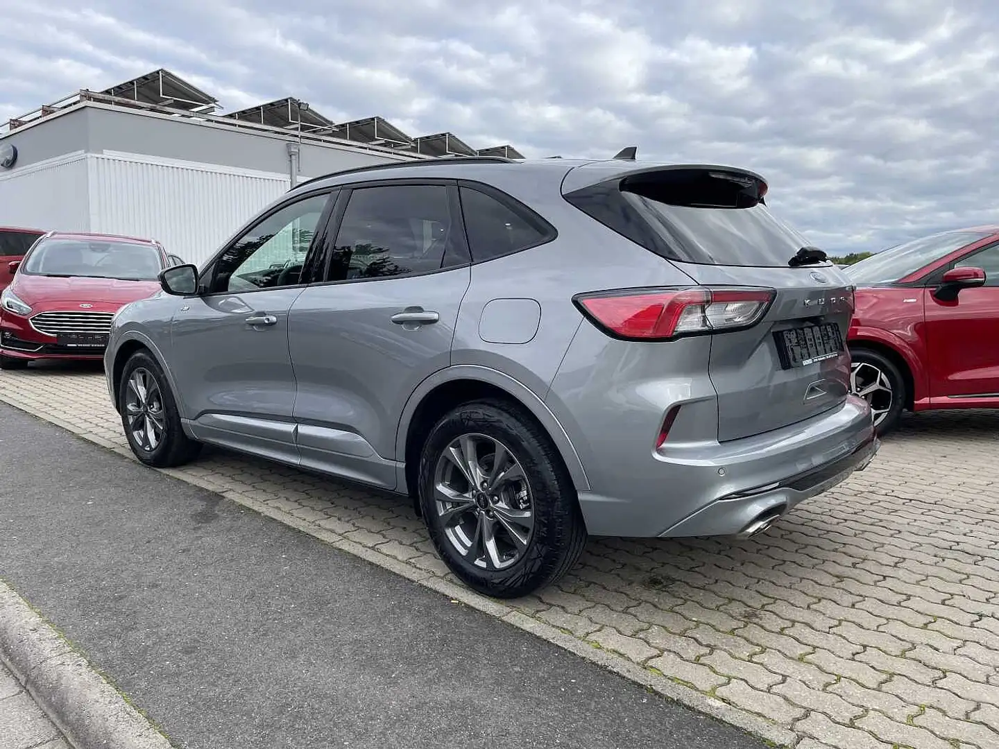 Ford Kuga ST-LINE X, GARANTIE BIS 01/2029+LED+B&O+DAB+NAVI+K Silber - 2