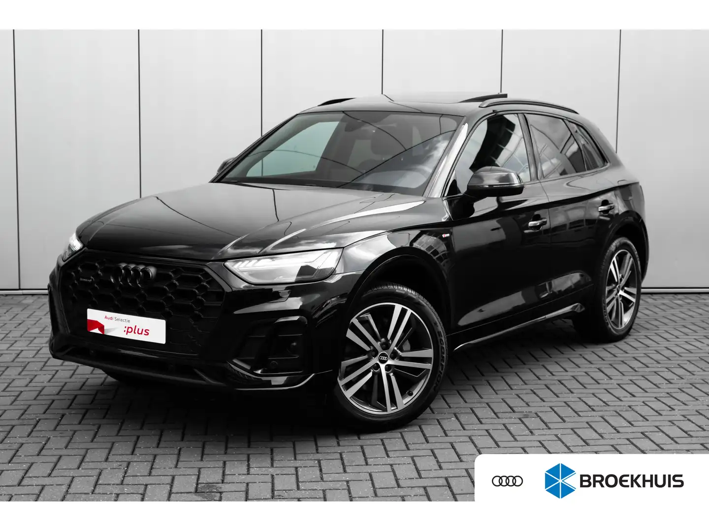 Audi Q5 50 TFSI e S edition Trekhaak | Panorama Dak | Matr Zwart - 1