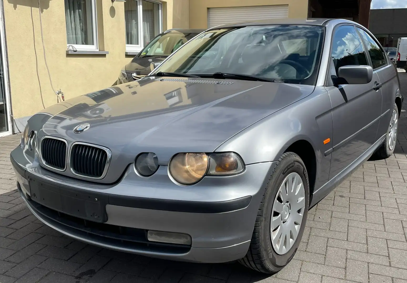 BMW 318 Compact 318 td - 1