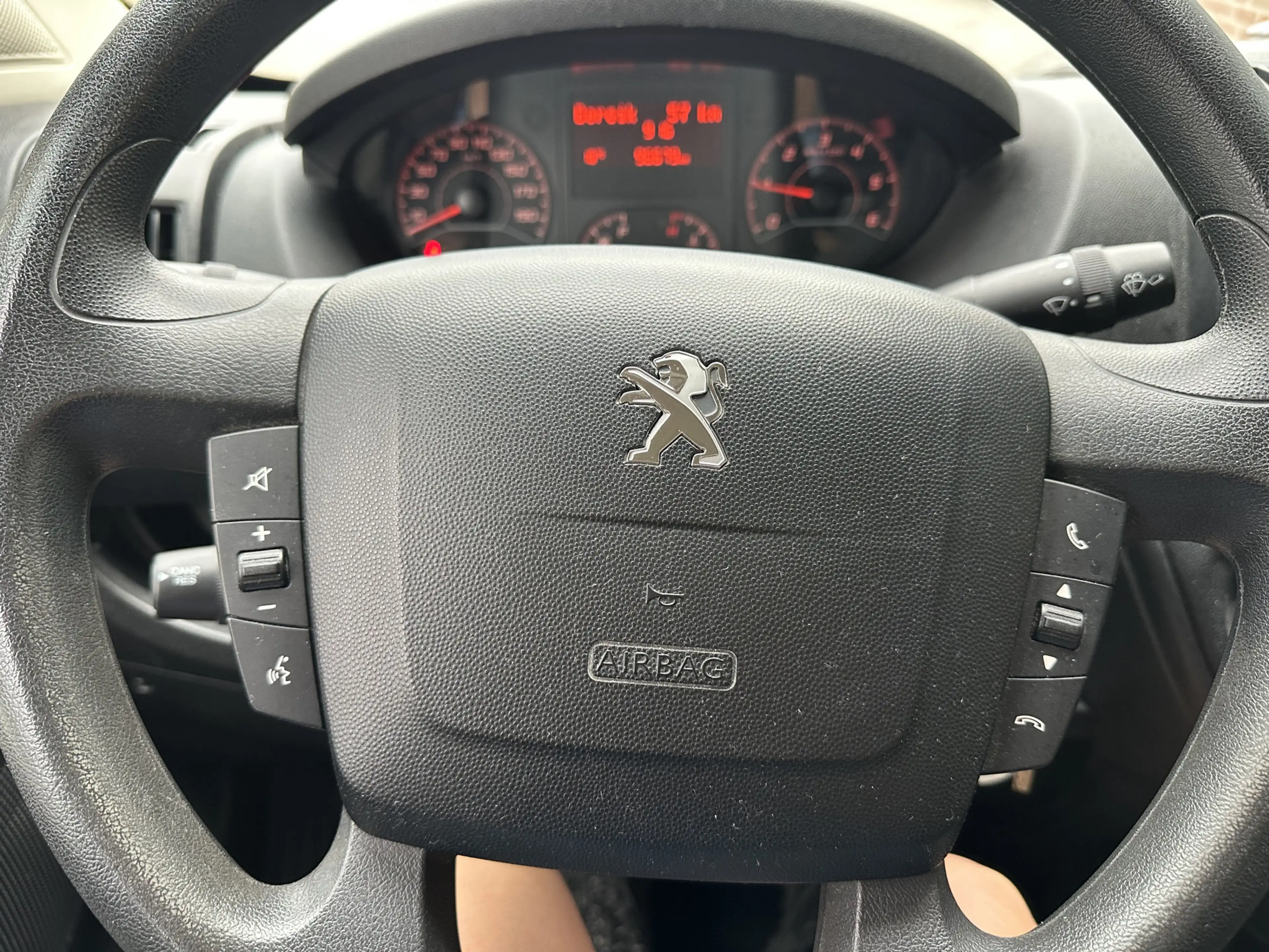 Peugeot Boxer 330 2.0 BlueHDI L1H1 Pro DC Airco,Cruise,Navi,Came — photo 18