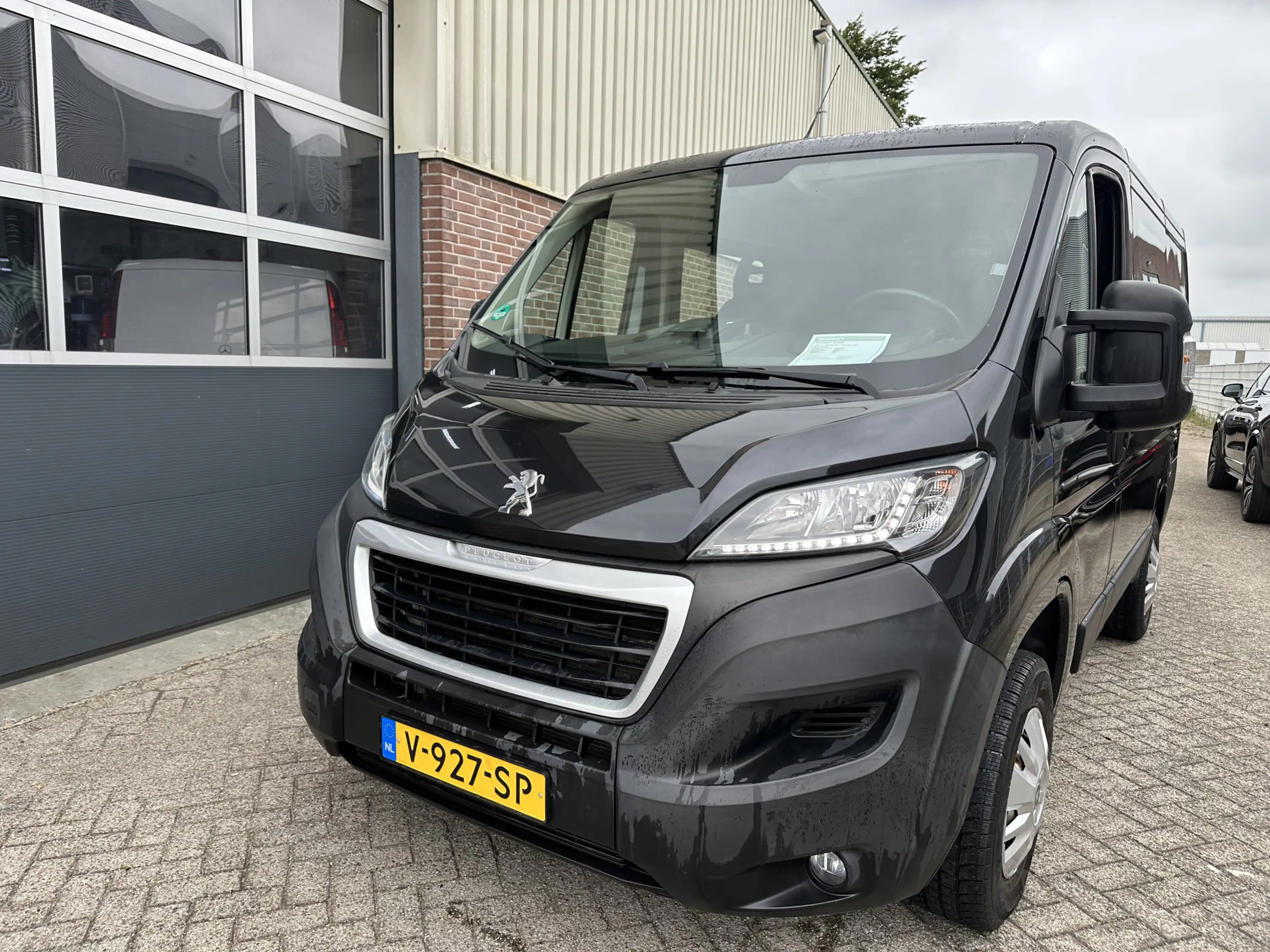 Peugeot Boxer 330 2.0 BlueHDI L1H1 Pro DC Airco,Cruise,Navi,Came — photo 2
