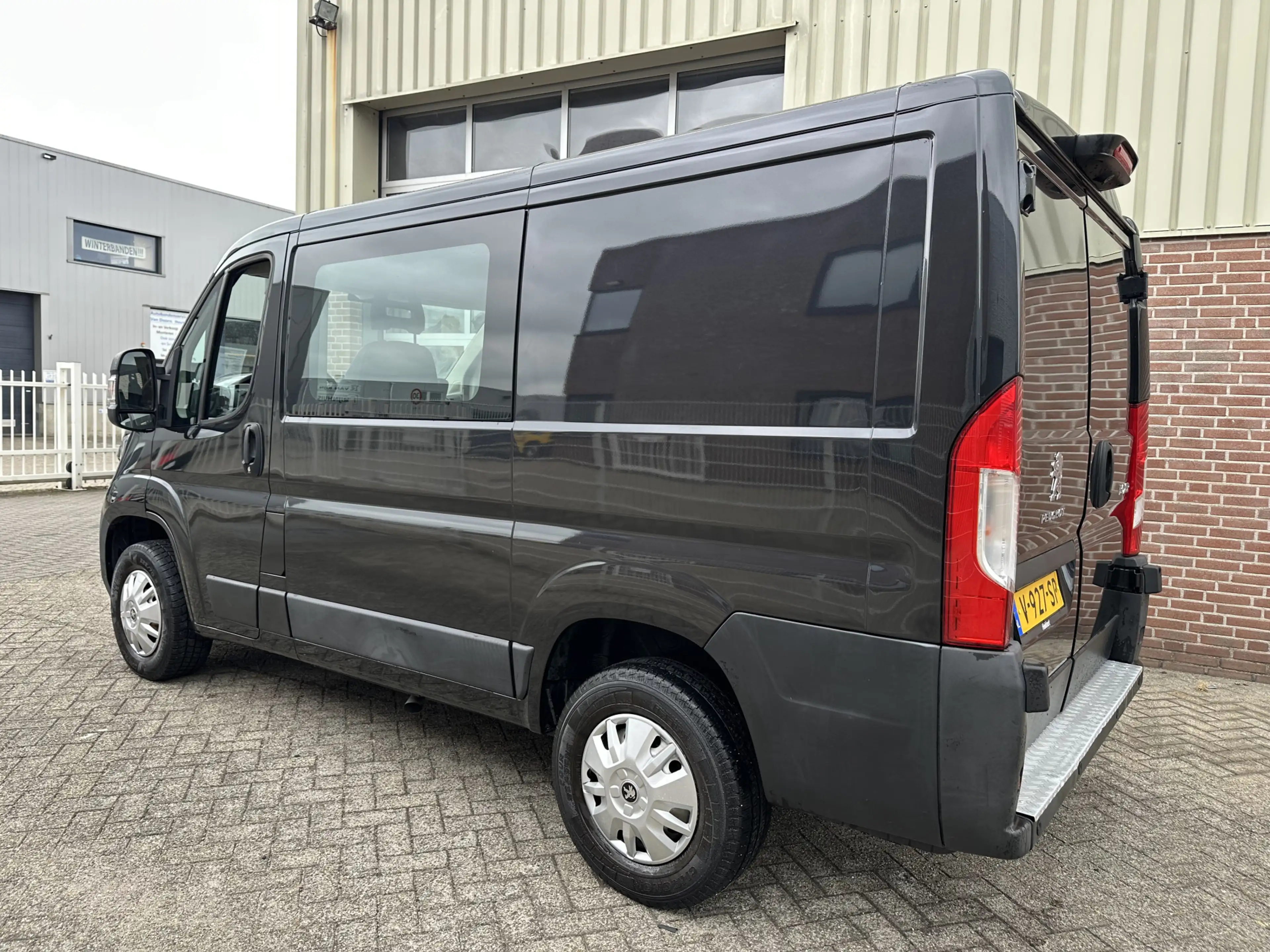 Peugeot Boxer 330 2.0 BlueHDI L1H1 Pro DC Airco,Cruise,Navi,Came — photo 6
