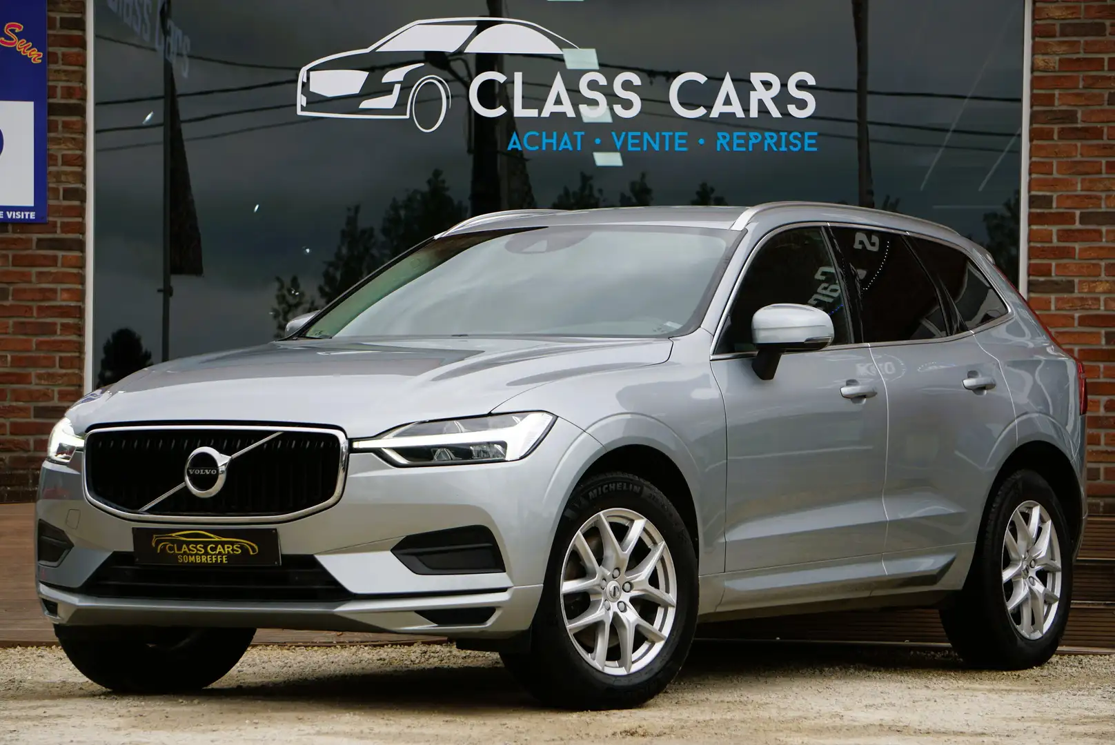 Volvo XC60 2.0 D4 BOITE-AUTO HISTORIQUE VOLVO EURO 6d-TEMP Gris - 1