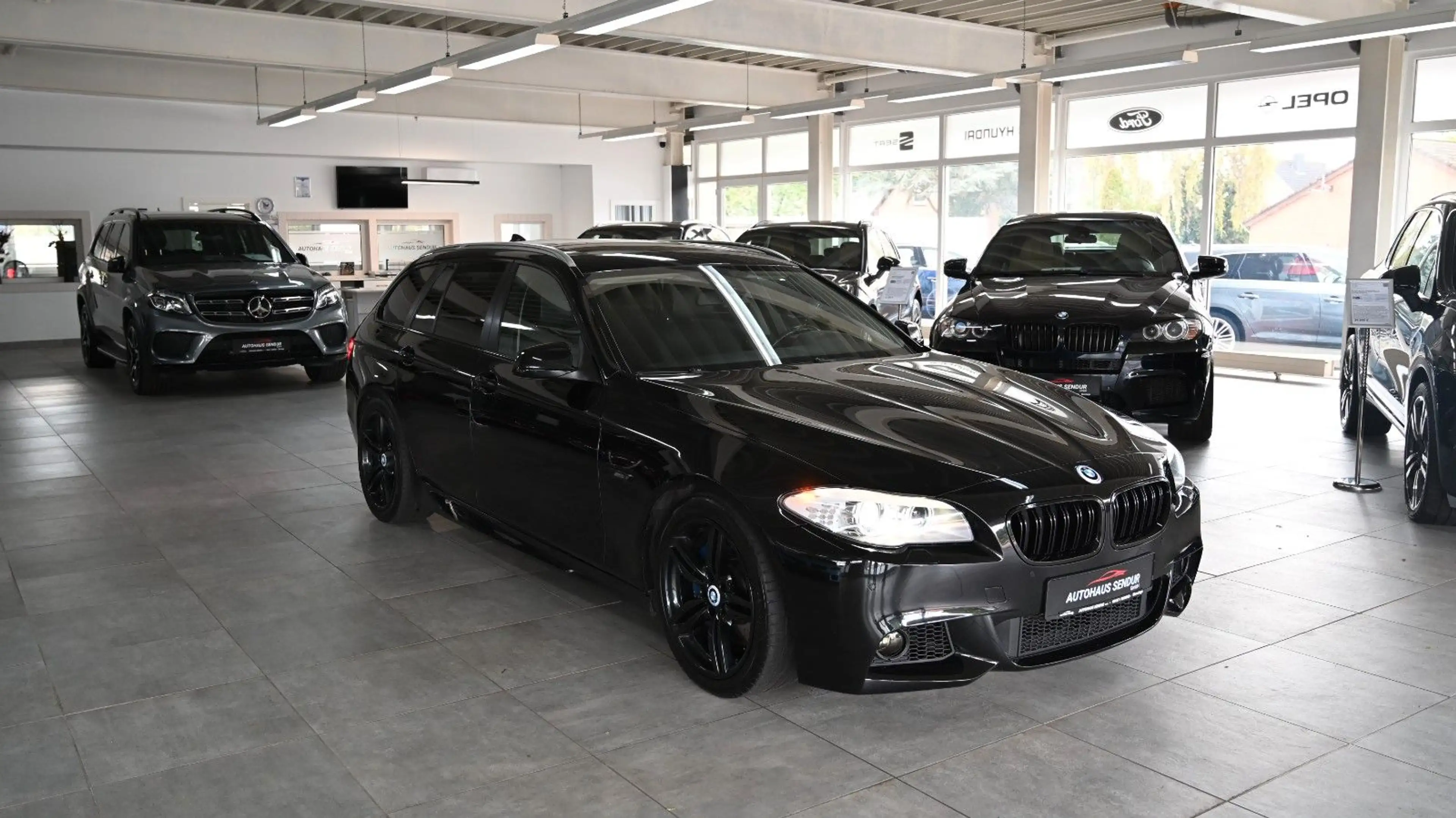 BMW 525 5 Touring 525 d *LEDER*NAVI*M-PAKET*SPORT — photo 8