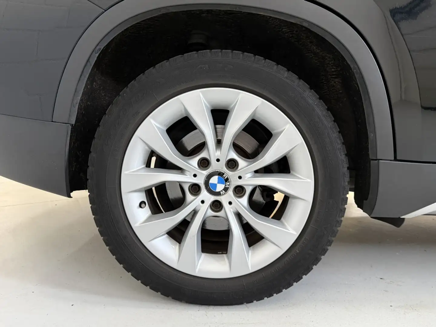 BMW X1 sDrive18i Exec. *Stoelverwarming*leder* Zwart - 2