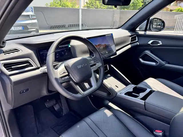 BYD Atto 2 view 12