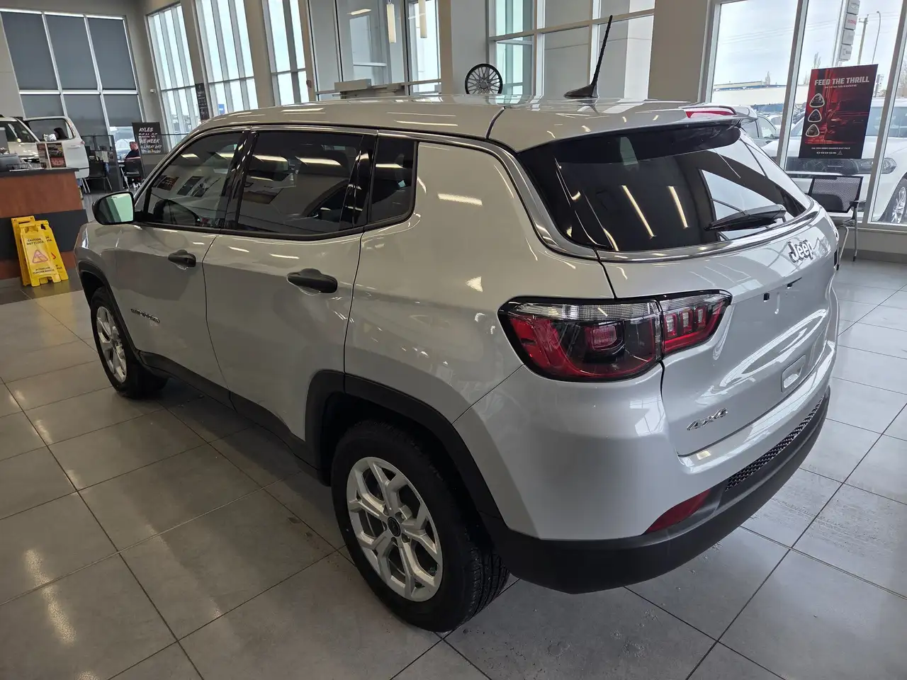Jeep Compass снимка Jeep Compass
