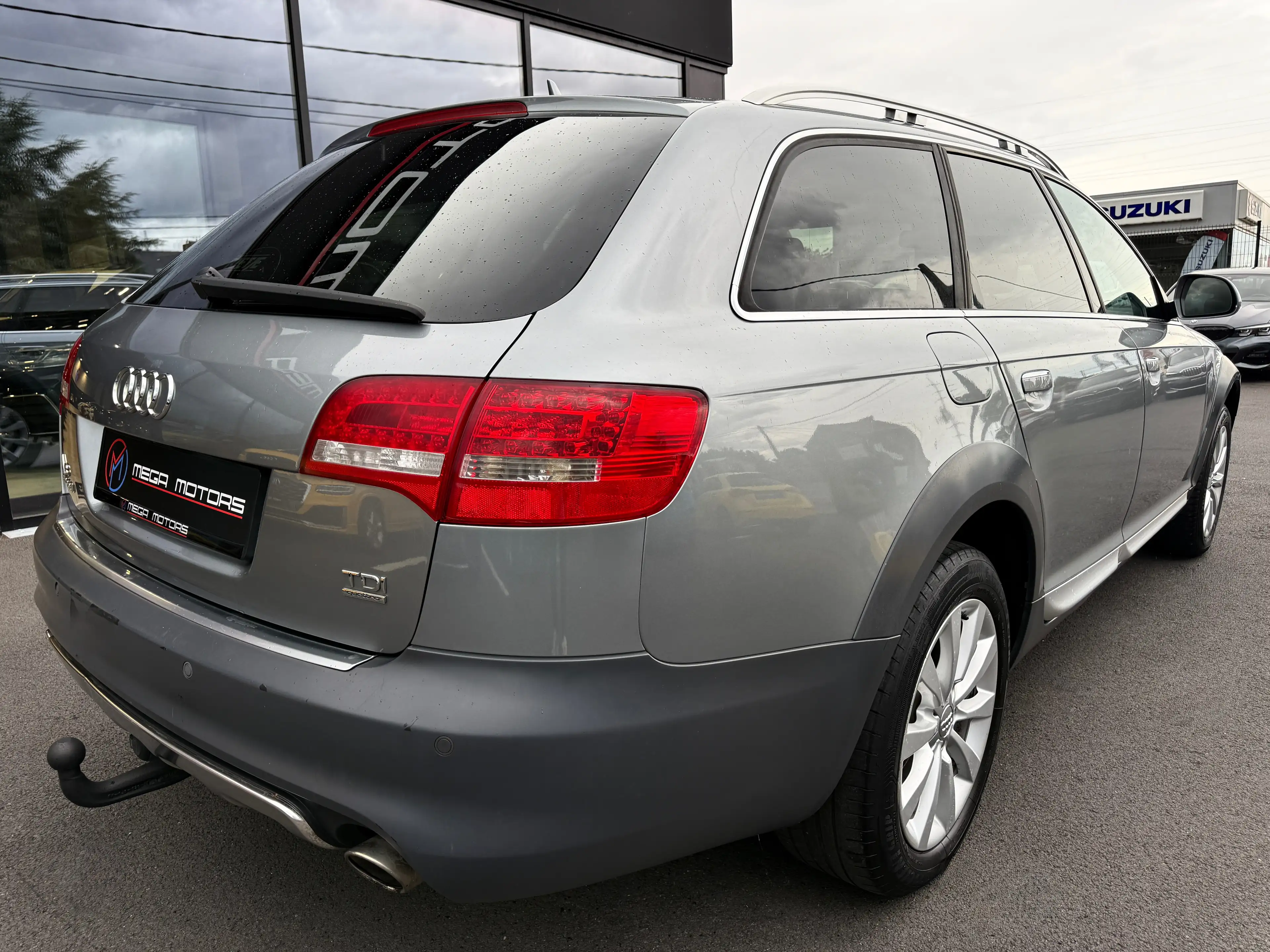 Audi A6 allroad 2.7 TDi V6 163CV QUATTRO NAVi CUiR CLiM Bi-XENONS TOiT OUVRANT — photo 2