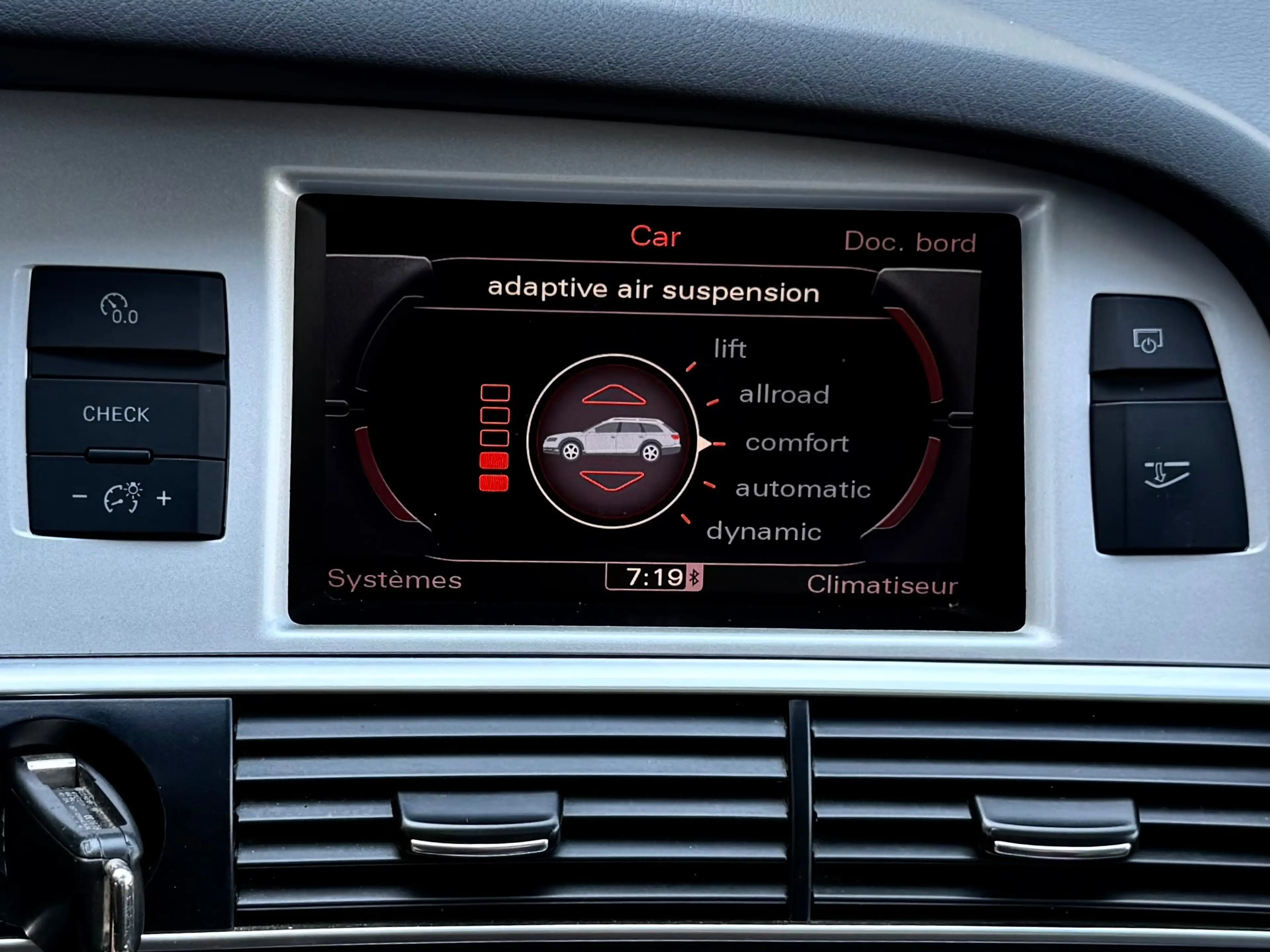 Audi A6 allroad 2.7 TDi V6 163CV QUATTRO NAVi CUiR CLiM Bi-XENONS TOiT OUVRANT — photo 13
