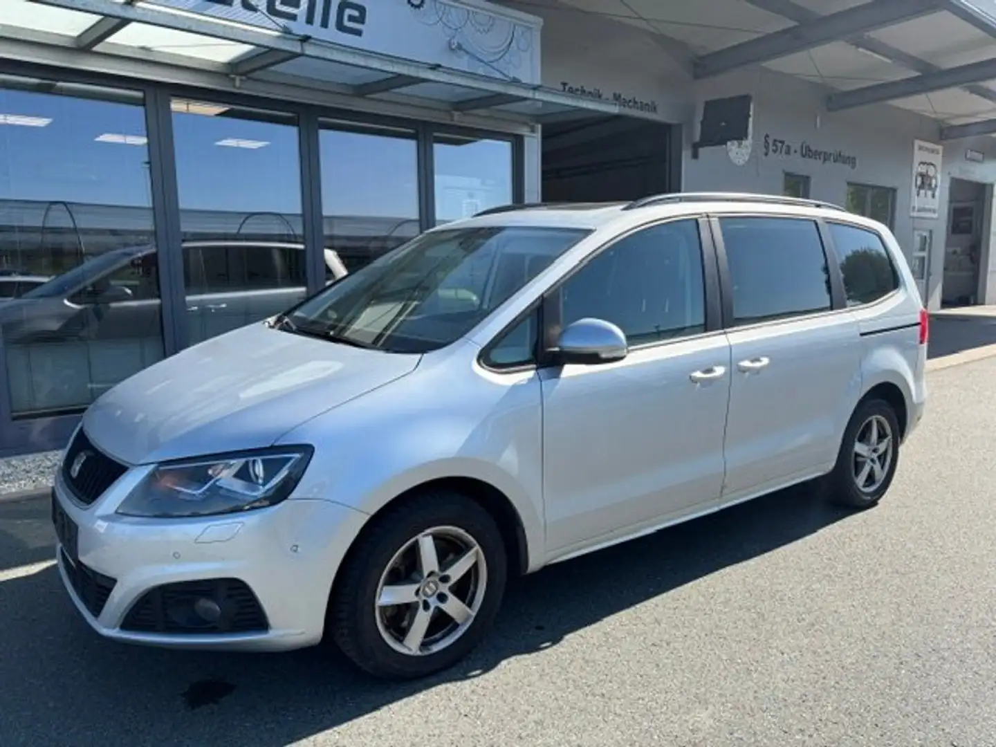 SEAT Alhambra Style 2,0TDI *Allrad *7-Sitzer*AHK* Grau - 1