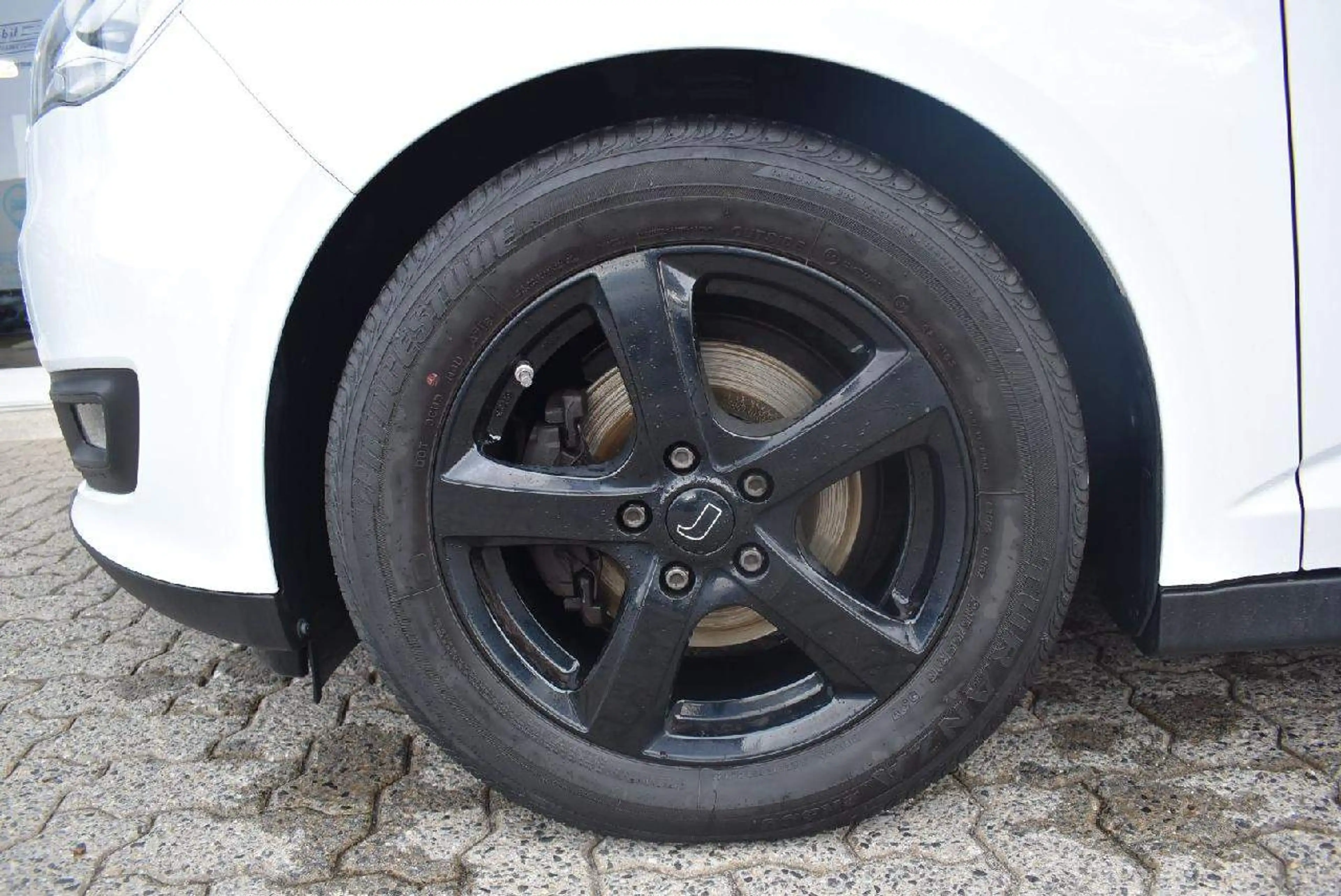 Ford C-Max Cool & Connect — photo 13