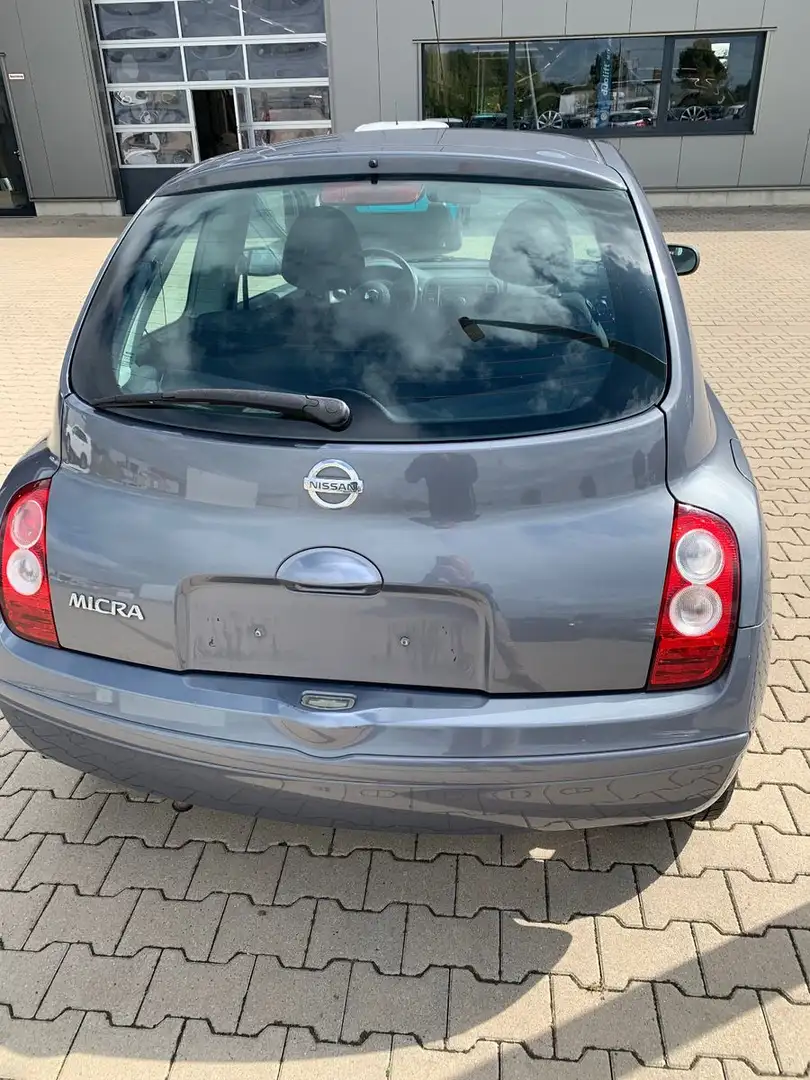 Nissan Micra 1.2 More Gris - 2