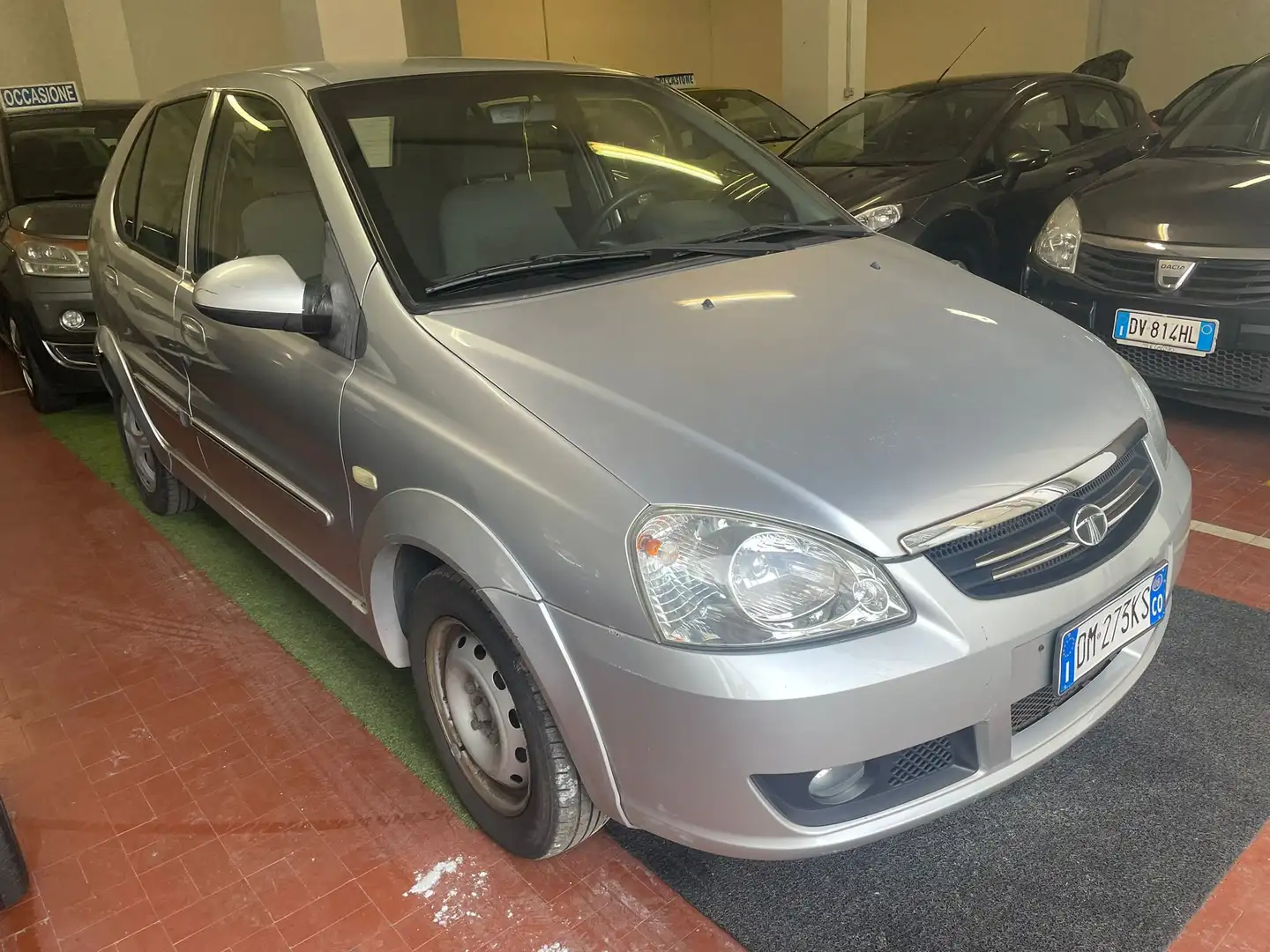 Tata Indica Indica 1.4 GLX AC Grau - 2