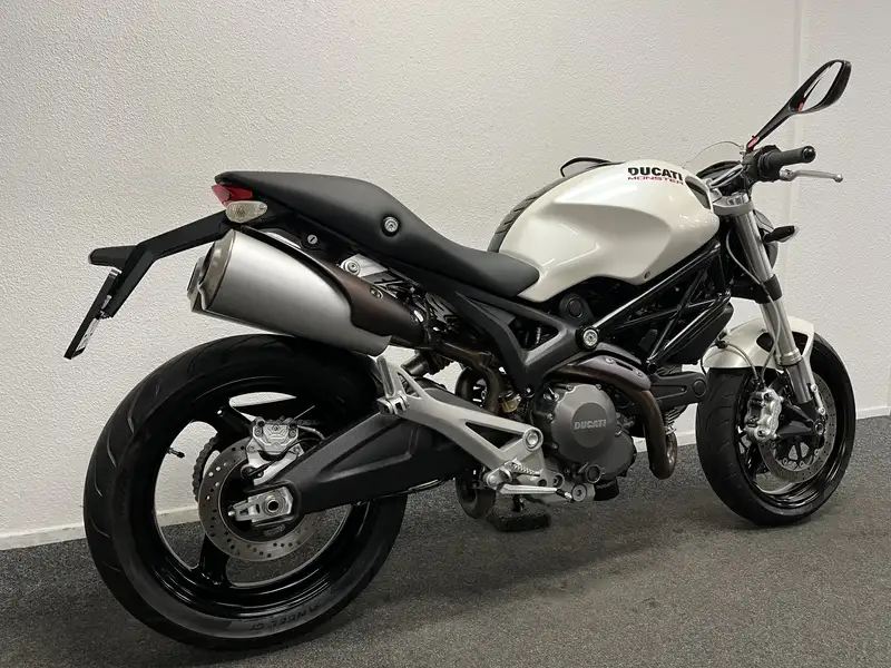 Ducati M 696 - foto 4