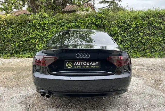 Audi A5 view 4