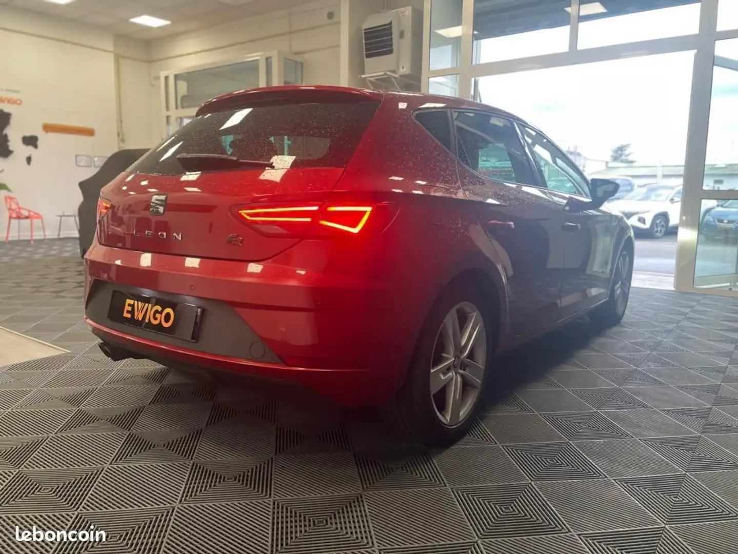 SEAT Leon FR 1.4l TSi 125ch Sièges AV Chauffants Très Bon ét Rot - 2